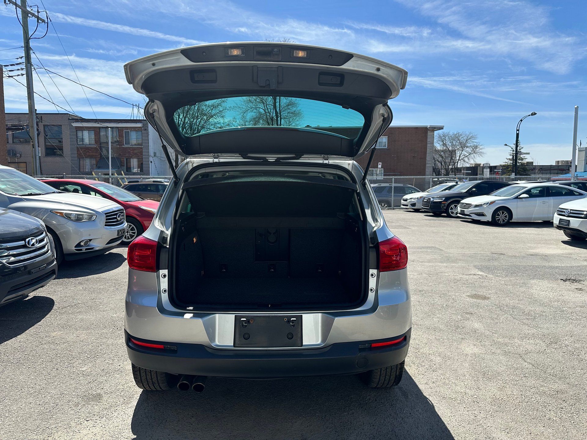 Volkswagen Tiguan 2017 - Image 10
