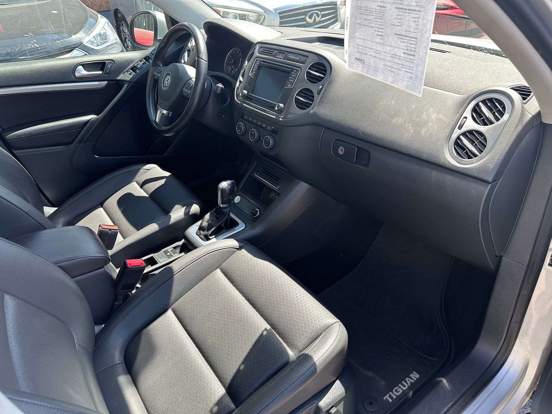 Volkswagen Tiguan 2017 - Image 14