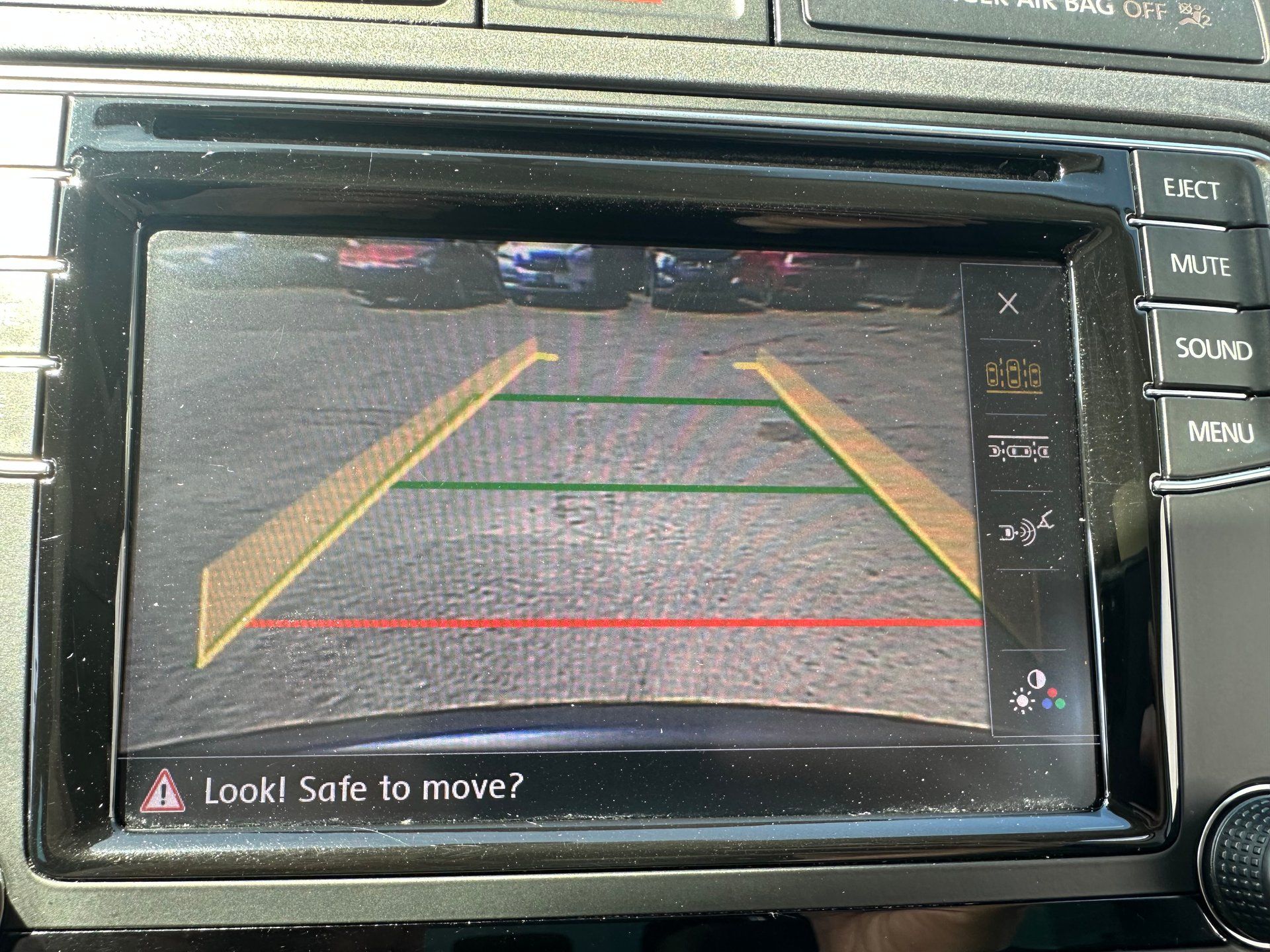 Volkswagen Tiguan 2017 - Image 22