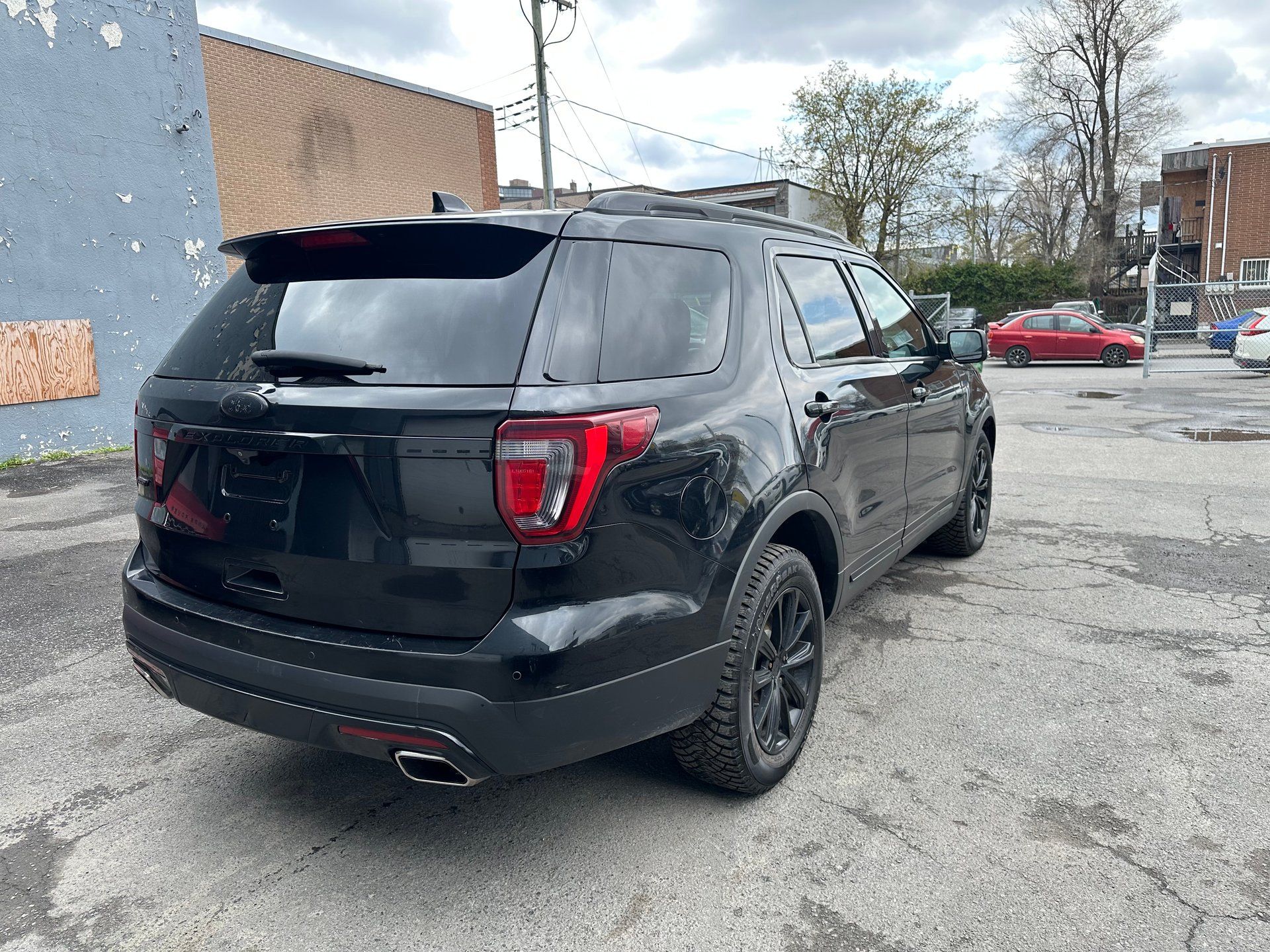 Ford Explorer 2017 - Image 6