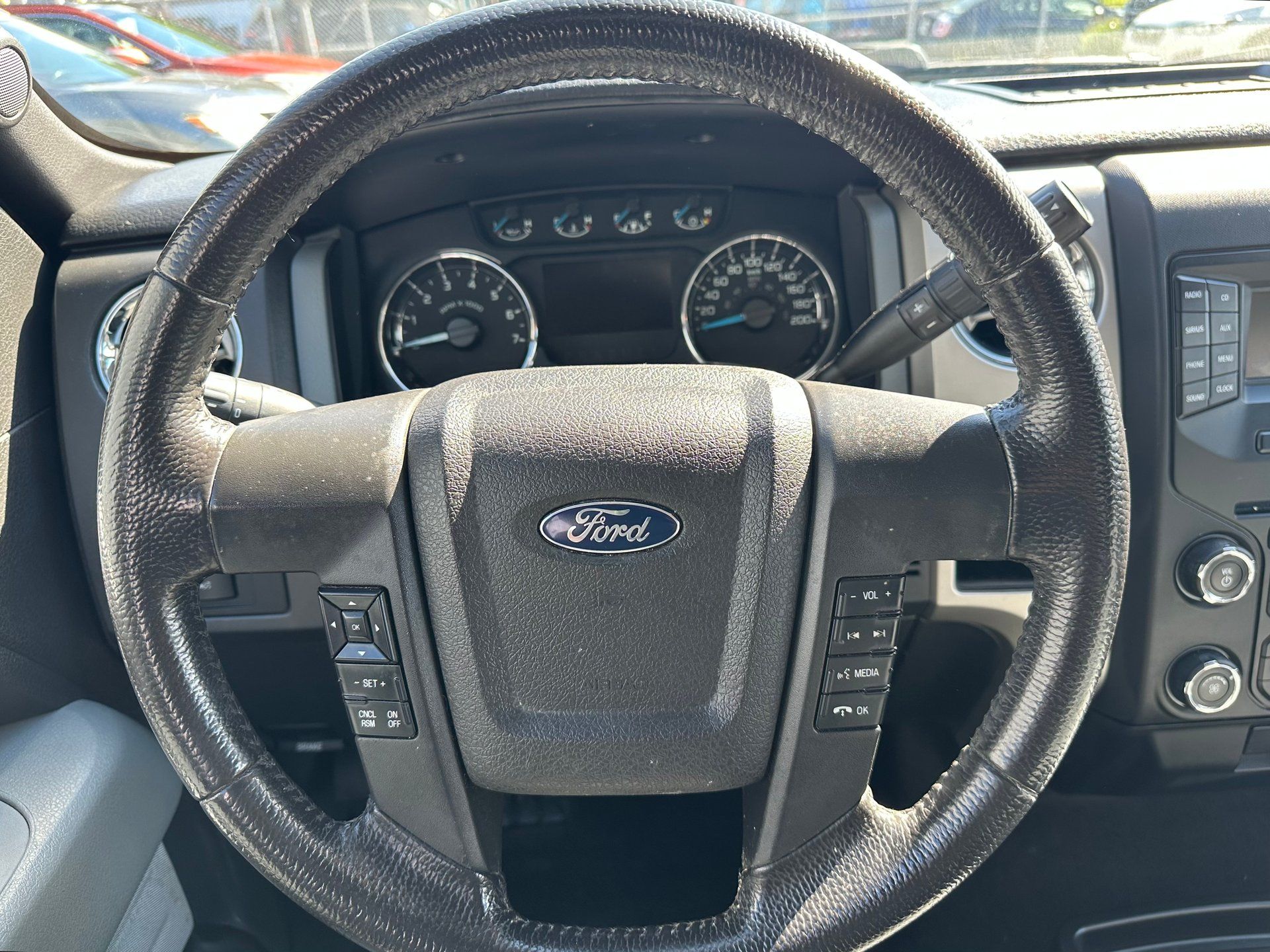 Ford F-150 2014 - Image 16