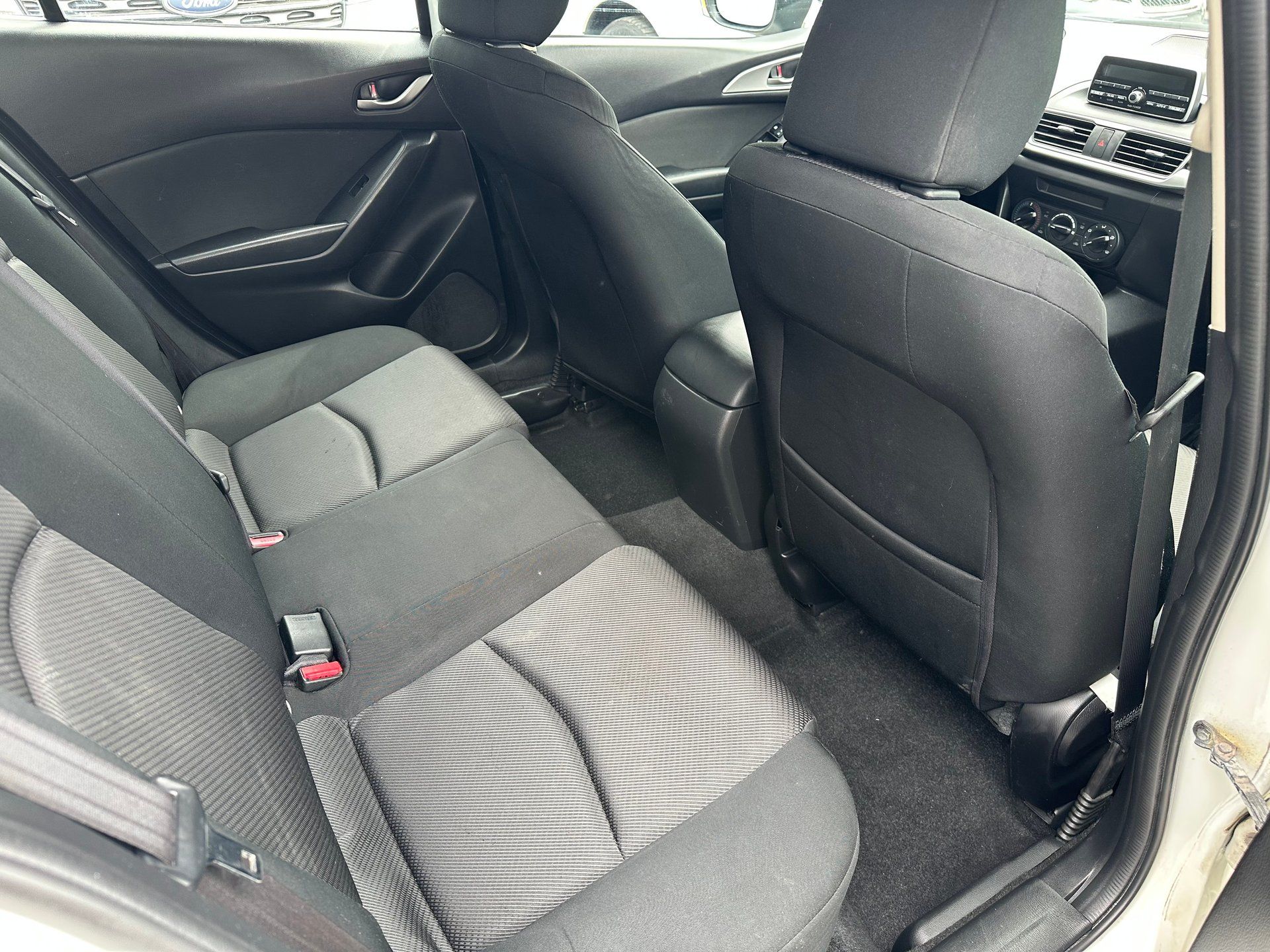 Mazda Mazda3 2017 - Image 13