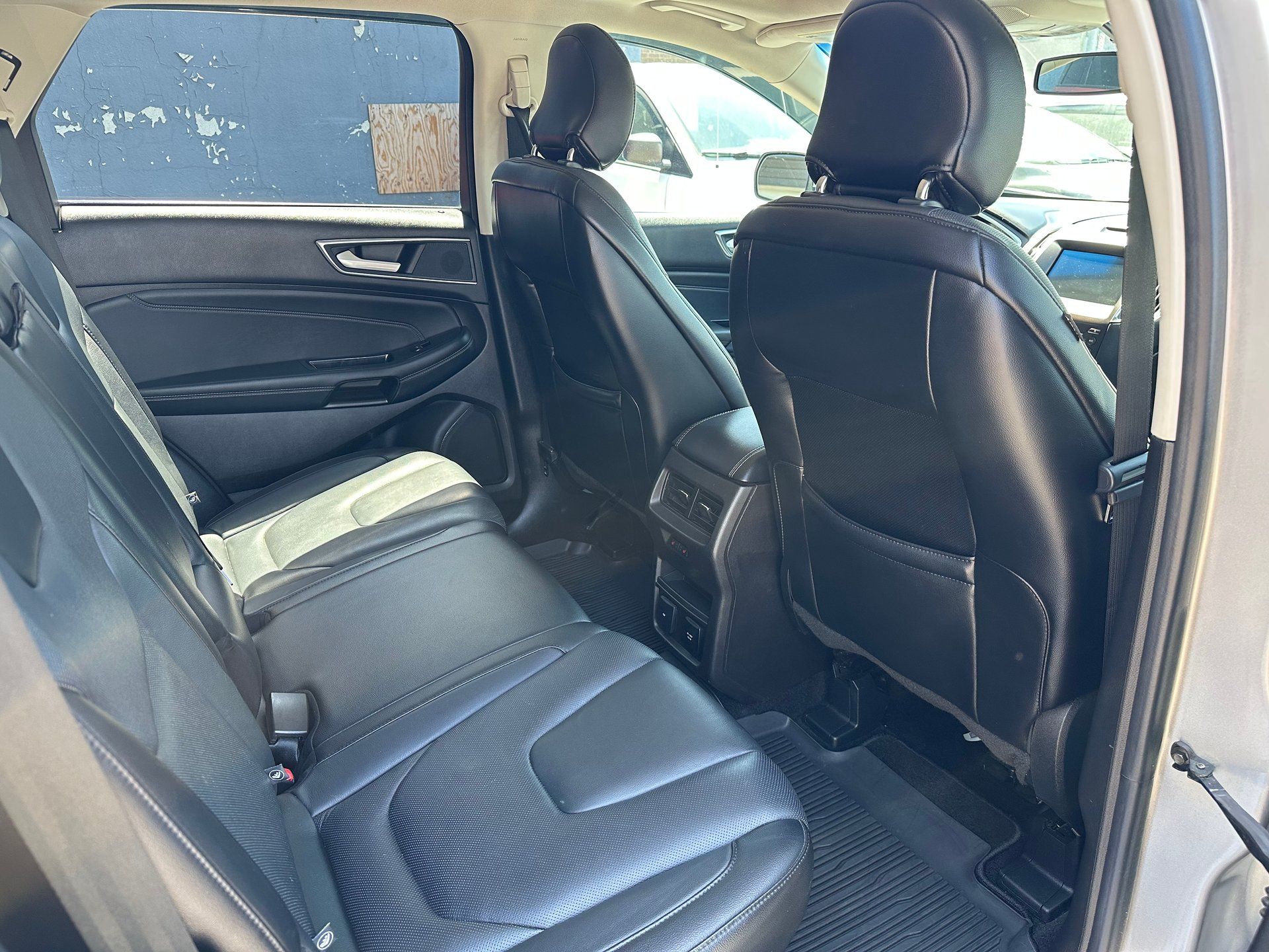 Ford Edge 2017 - Image 13