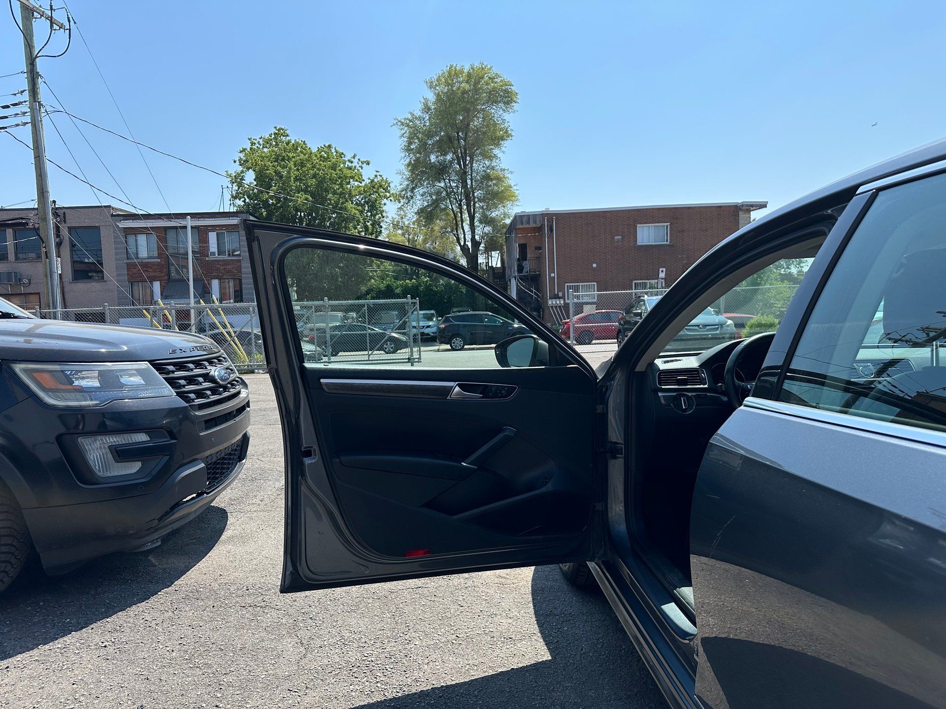 Volkswagen Passat 2017 - Image 16