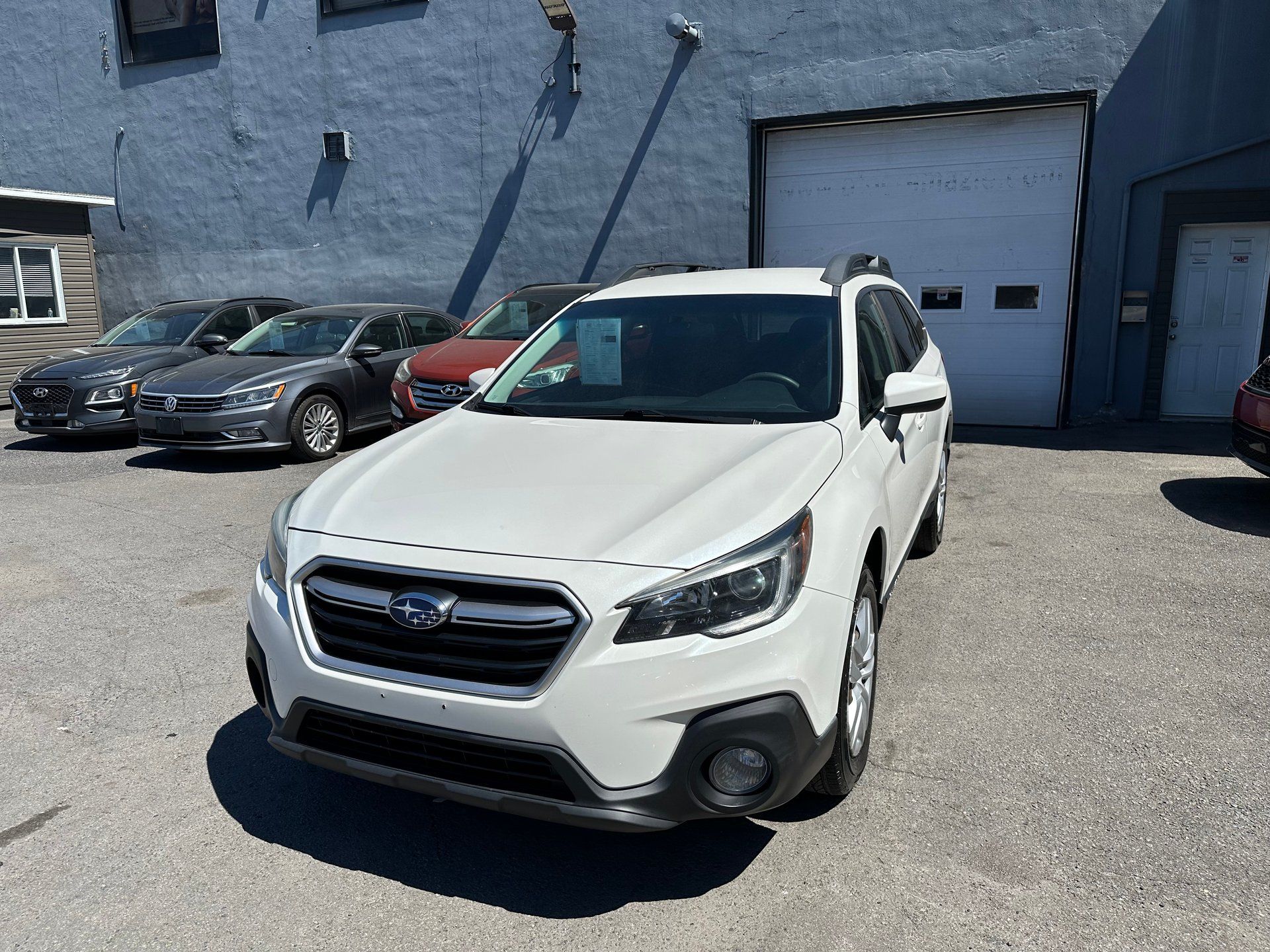 Subaru Outback 2018 - Image 1