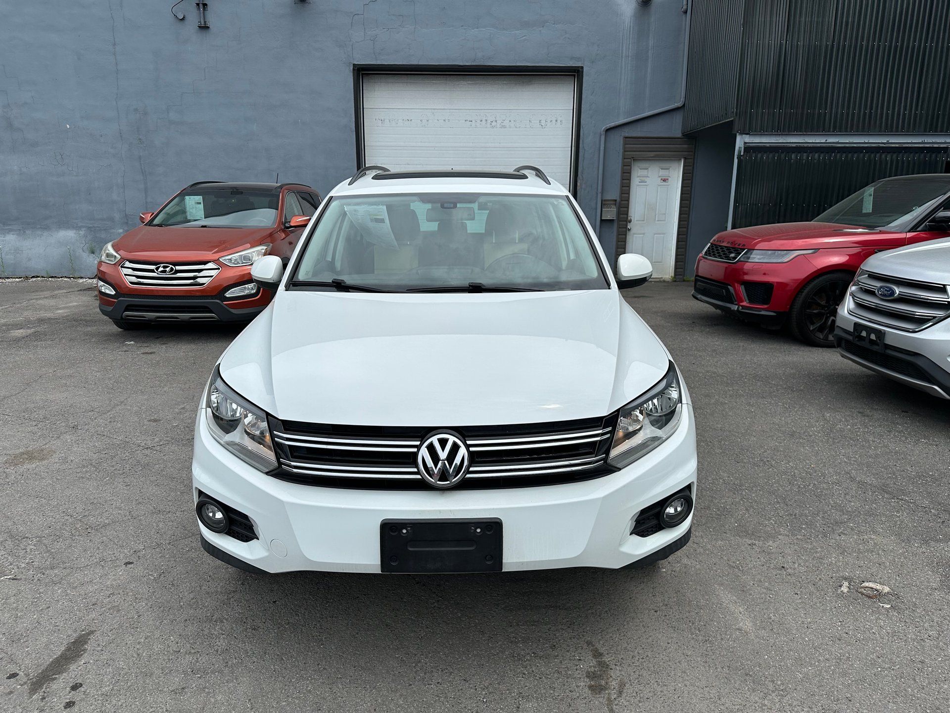 Volkswagen Tiguan 2017 - Image 9