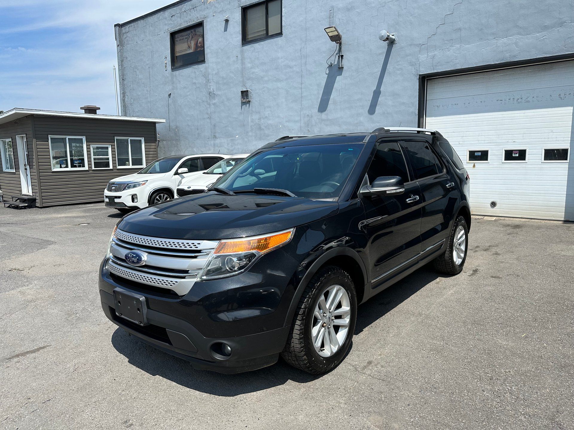 Ford Explorer 2014 - Image 2