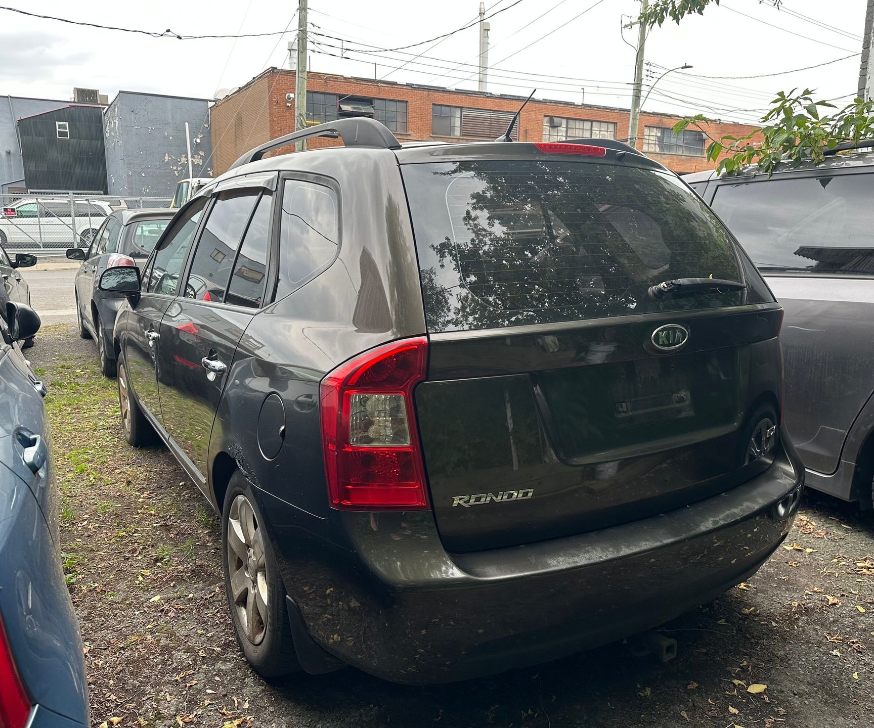 Kia Rondo 2009 - Image 4