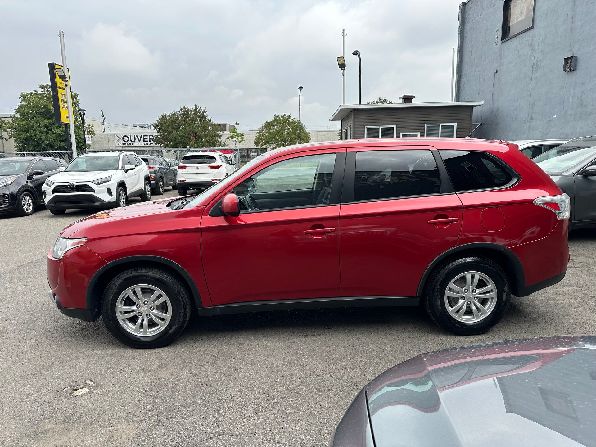 Mitsubishi Outlander 2015 - Image 3