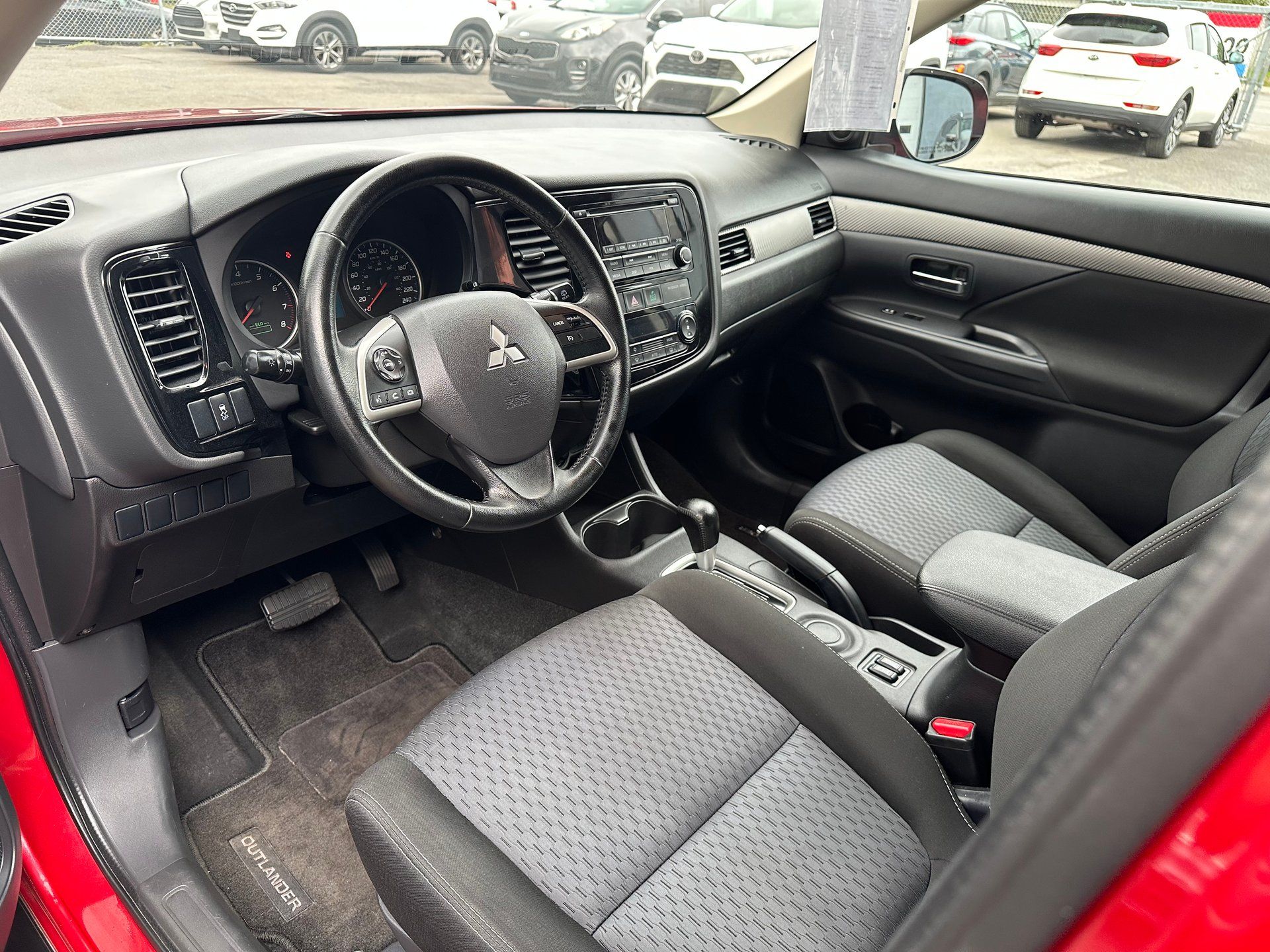 Mitsubishi Outlander 2015 - Image 15