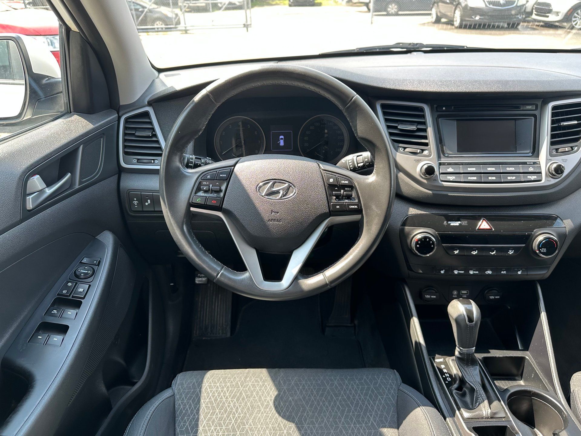 Hyundai Tucson 2016 - Image 16