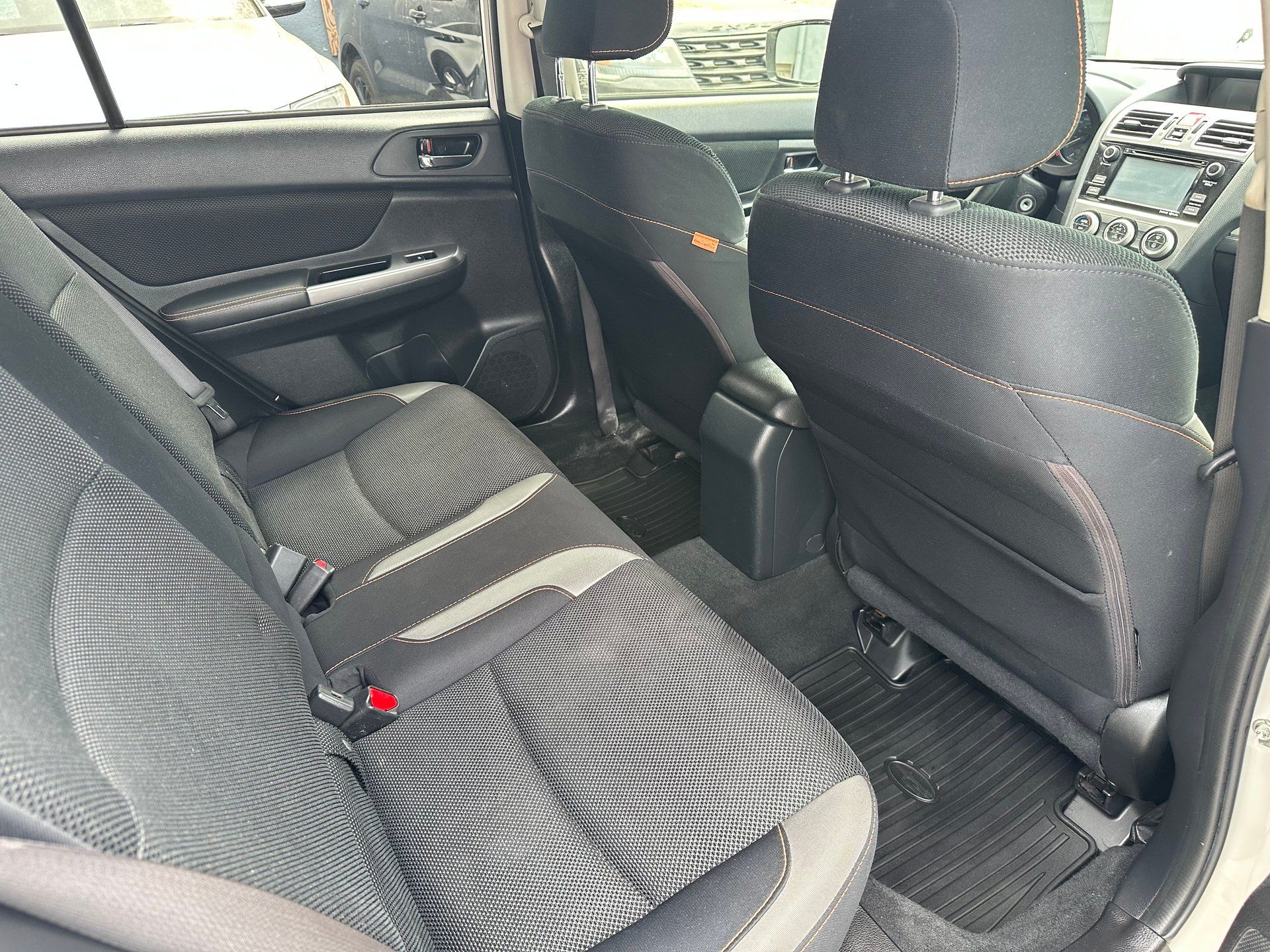 Subaru Crosstrek 2017 - Image 13