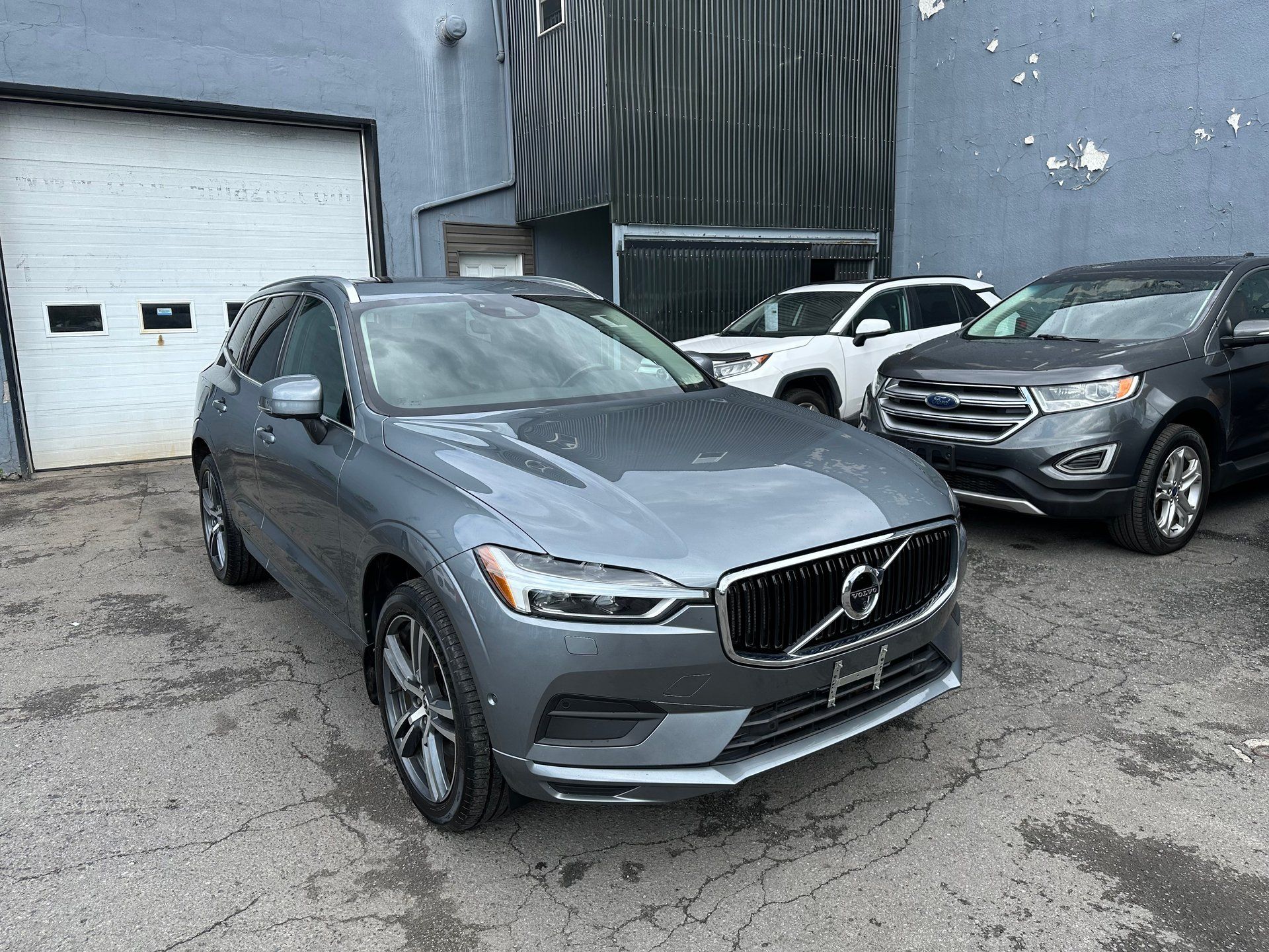 Volvo XC60 2019 - Image 8