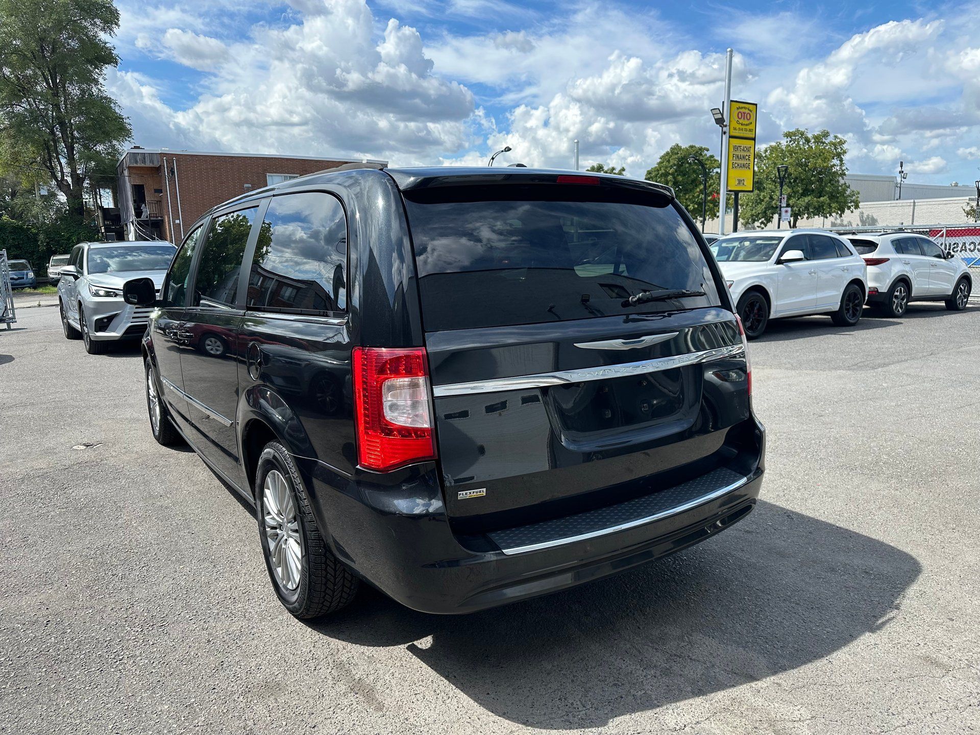 Chrysler Town & Country 2016 - Image 4