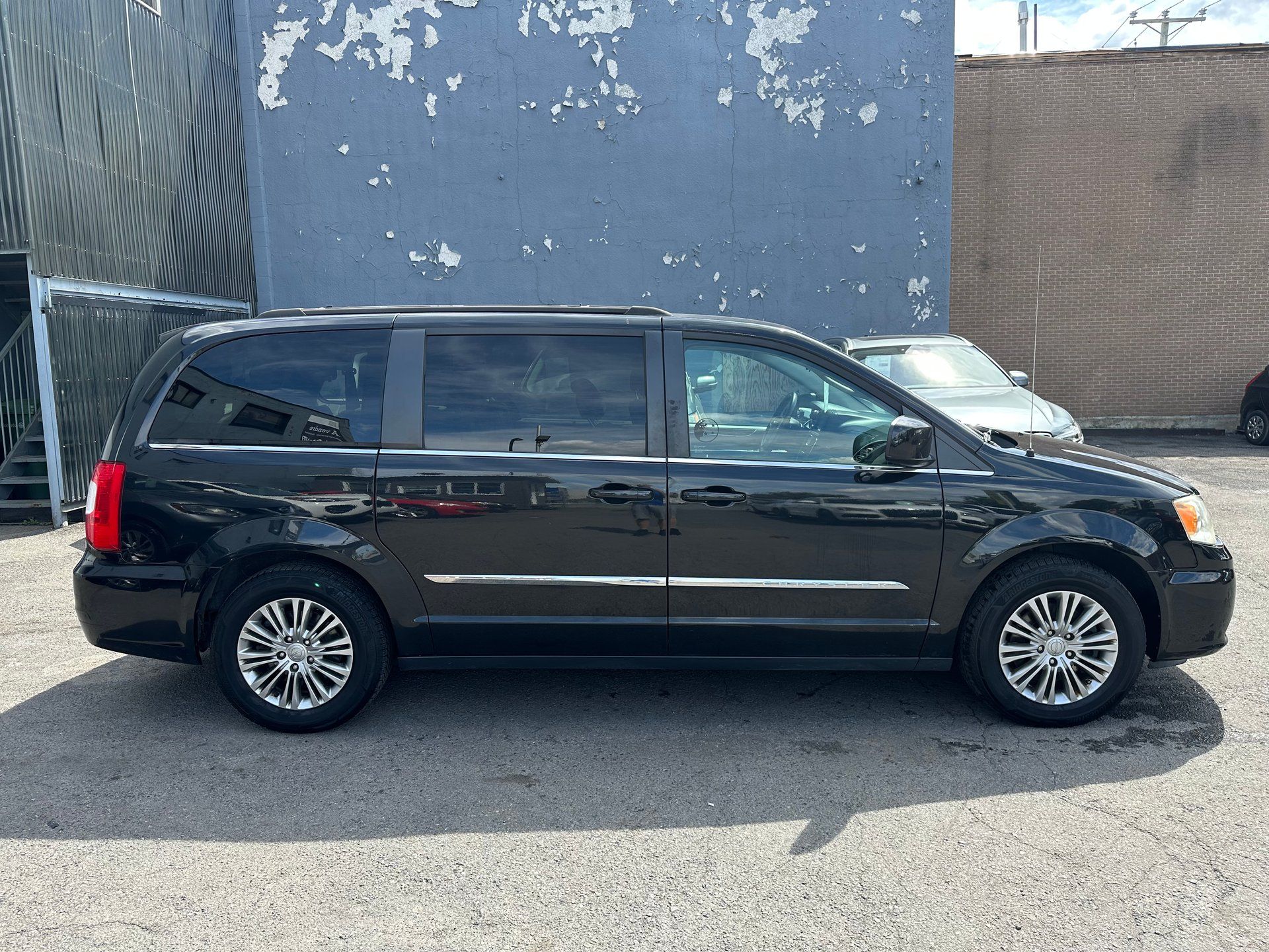 Chrysler Town & Country 2016 - Image 7