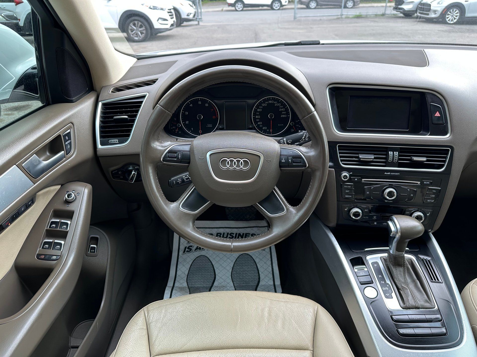 Audi Q5 2015 - Image 17