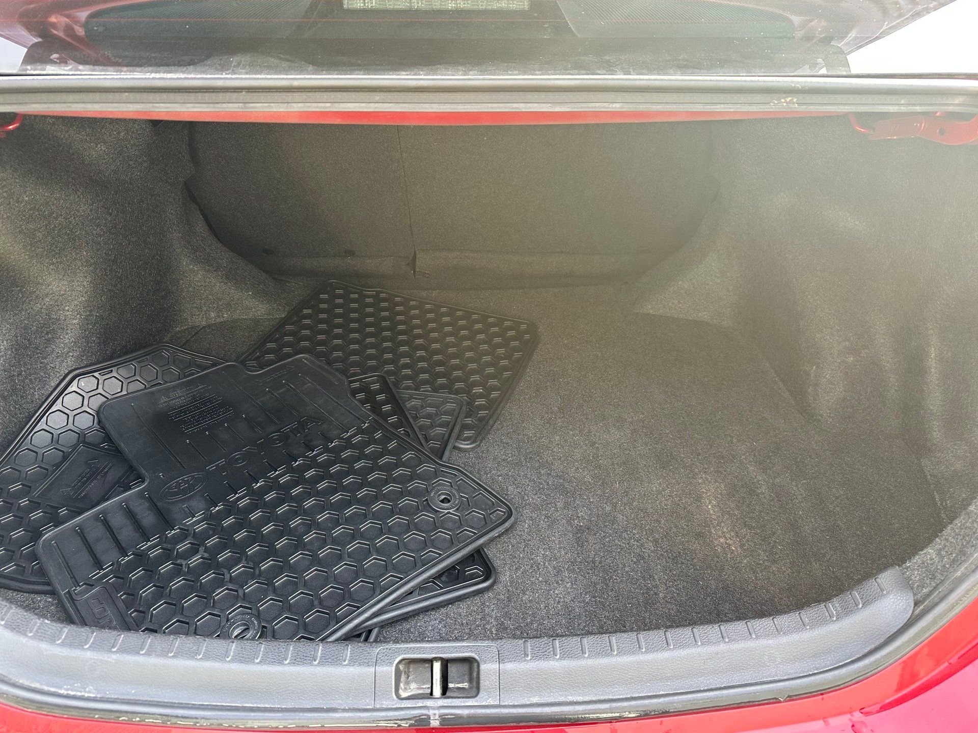 Toyota Corolla 2017 - Image 10