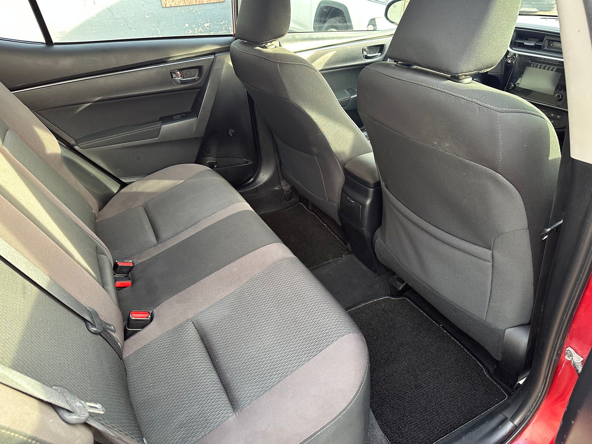 Toyota Corolla 2017 - Image 13