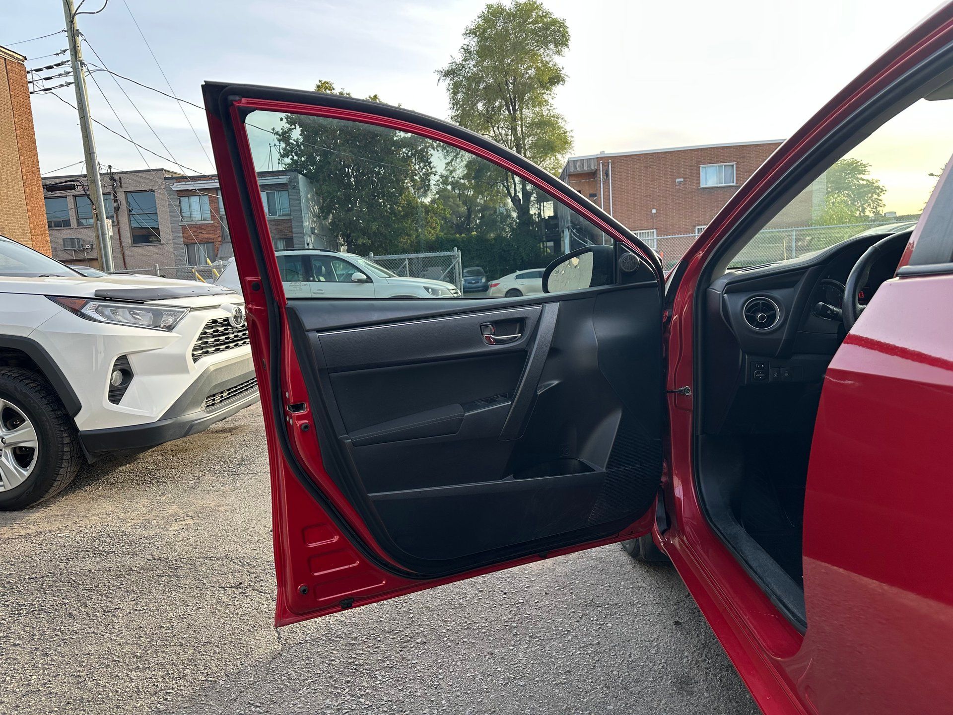 Toyota Corolla 2017 - Image 16