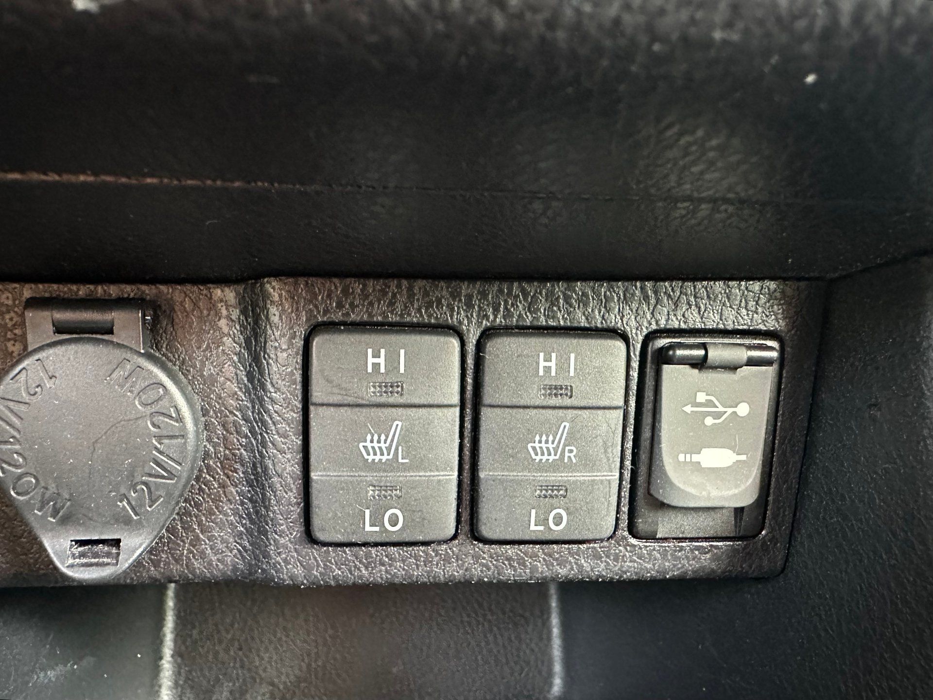 Toyota Corolla 2017 - Image 19