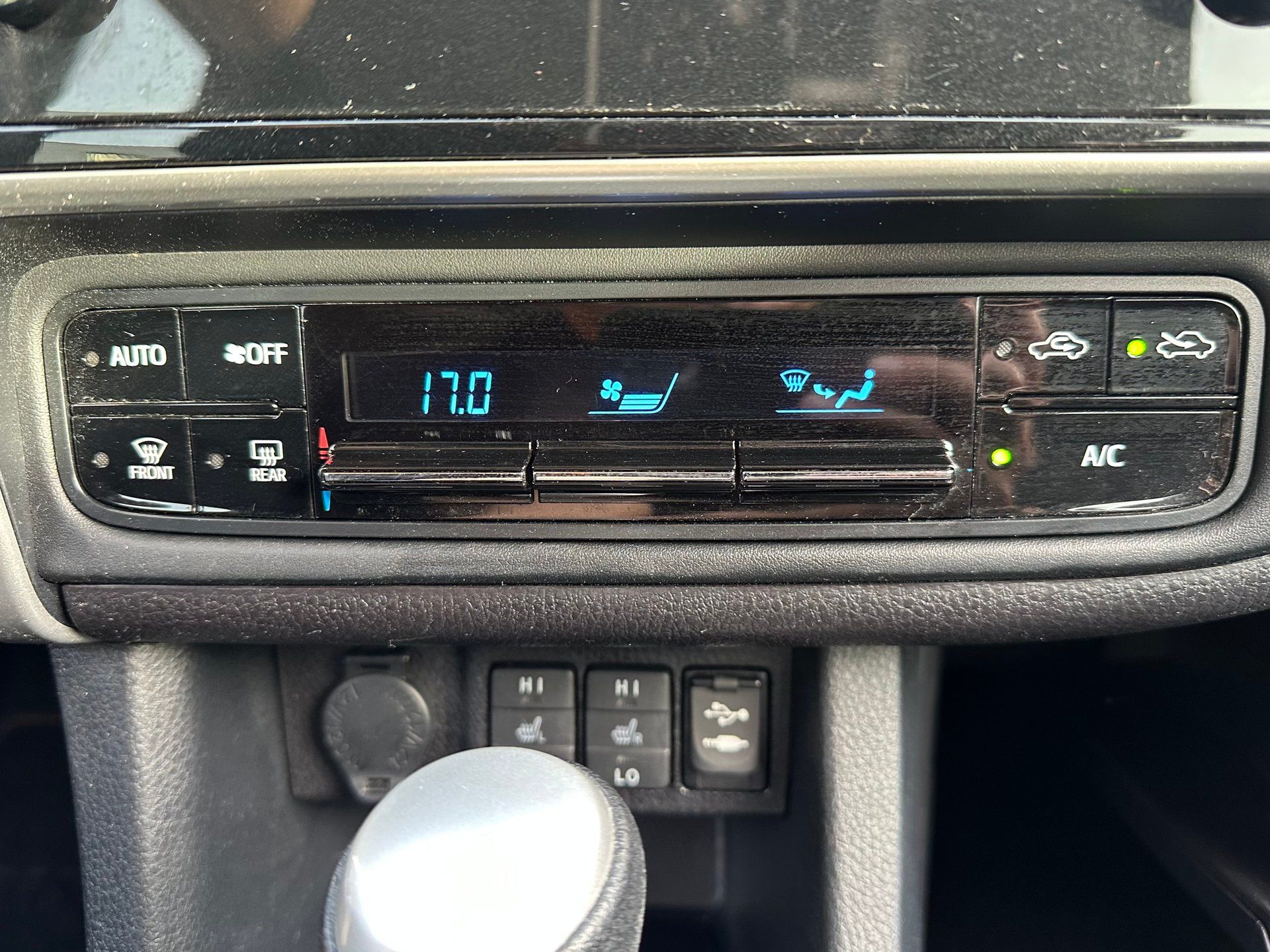 Toyota Corolla 2017 - Image 20