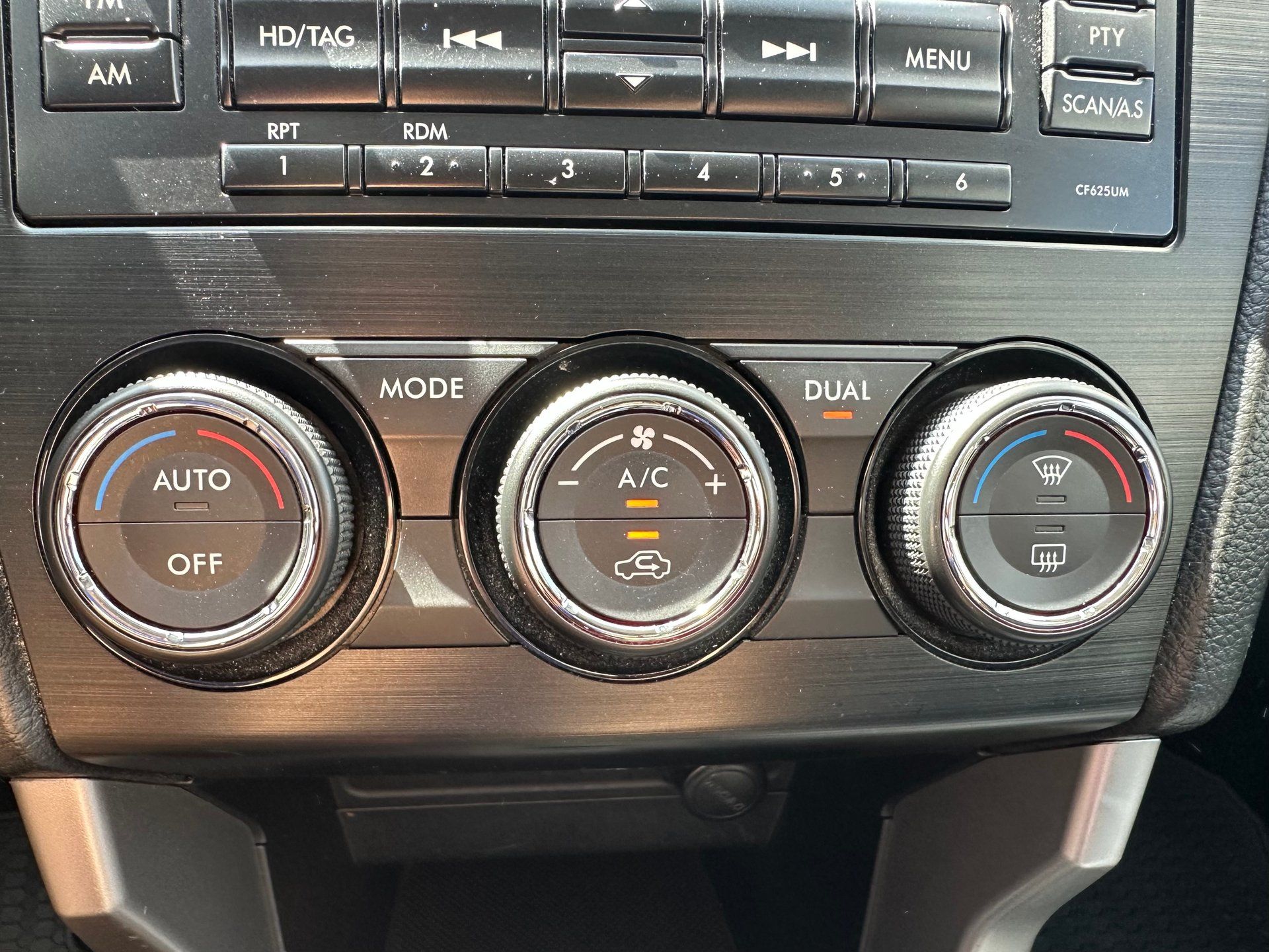 Subaru Forester 2015 - Image 18
