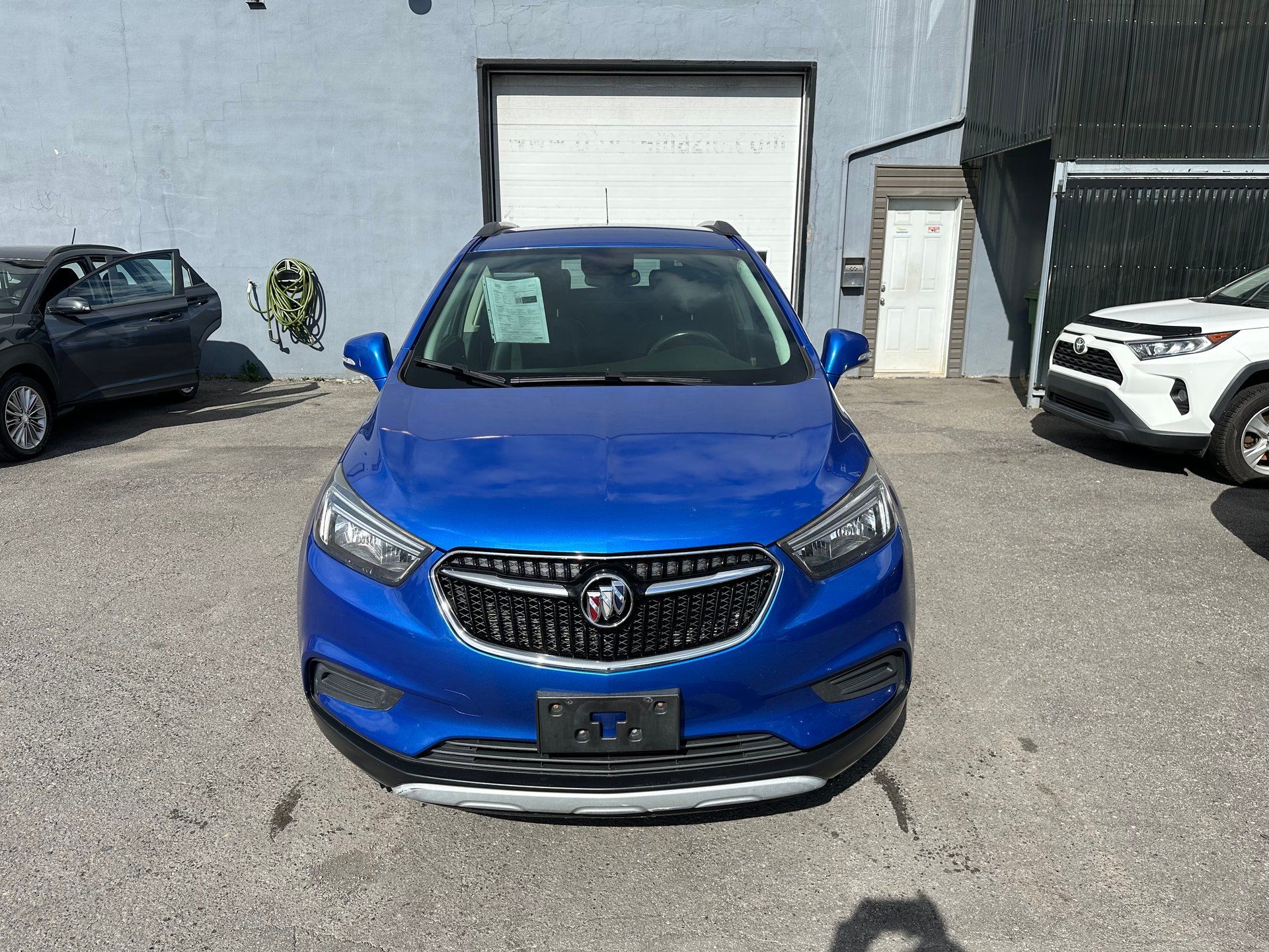 Buick Encore 2017 - Image 9