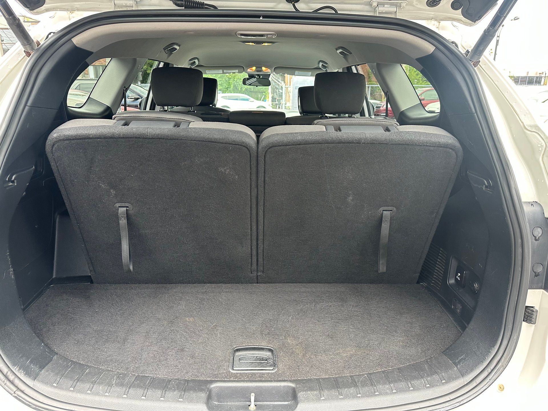 Hyundai Santa Fe XL 2017 - Image 11