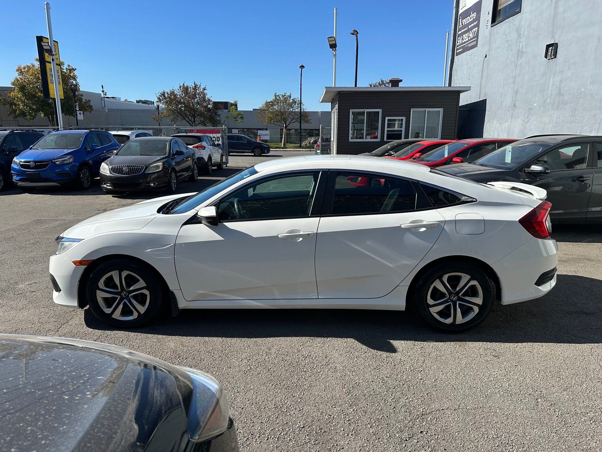 Honda Civic 2017 - Image 3