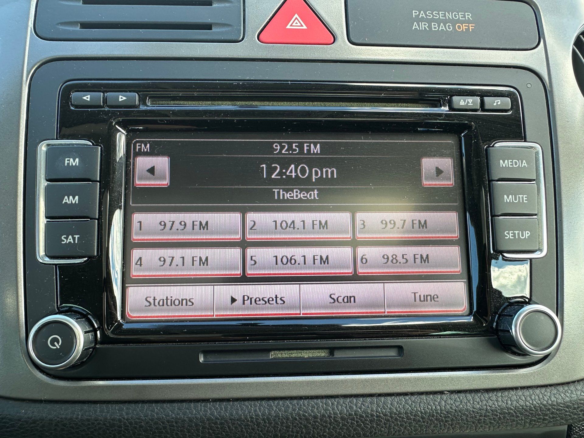 Volkswagen Tiguan 2011 - Image 21