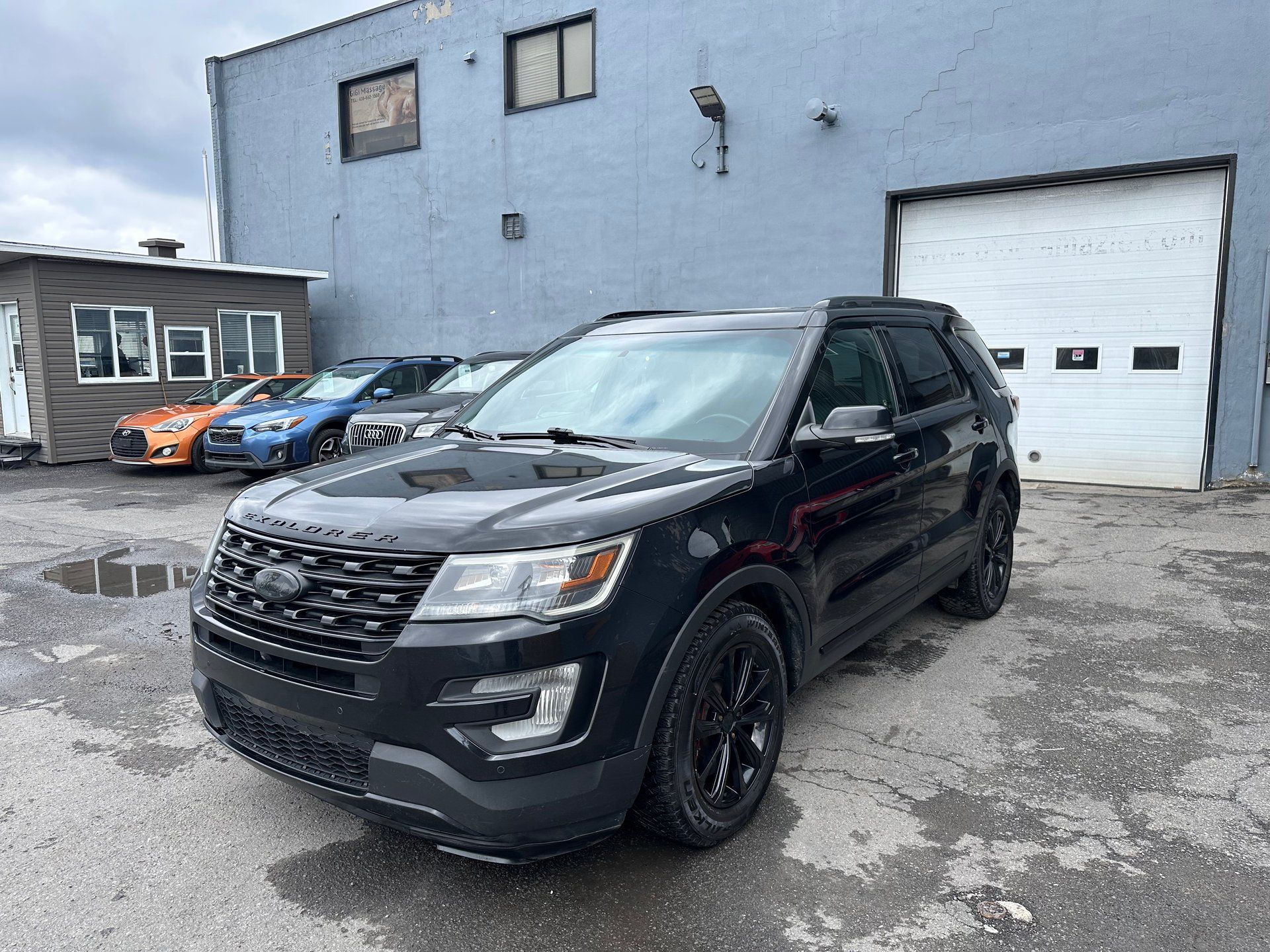 Ford Explorer 2017 - Thumbnail 2