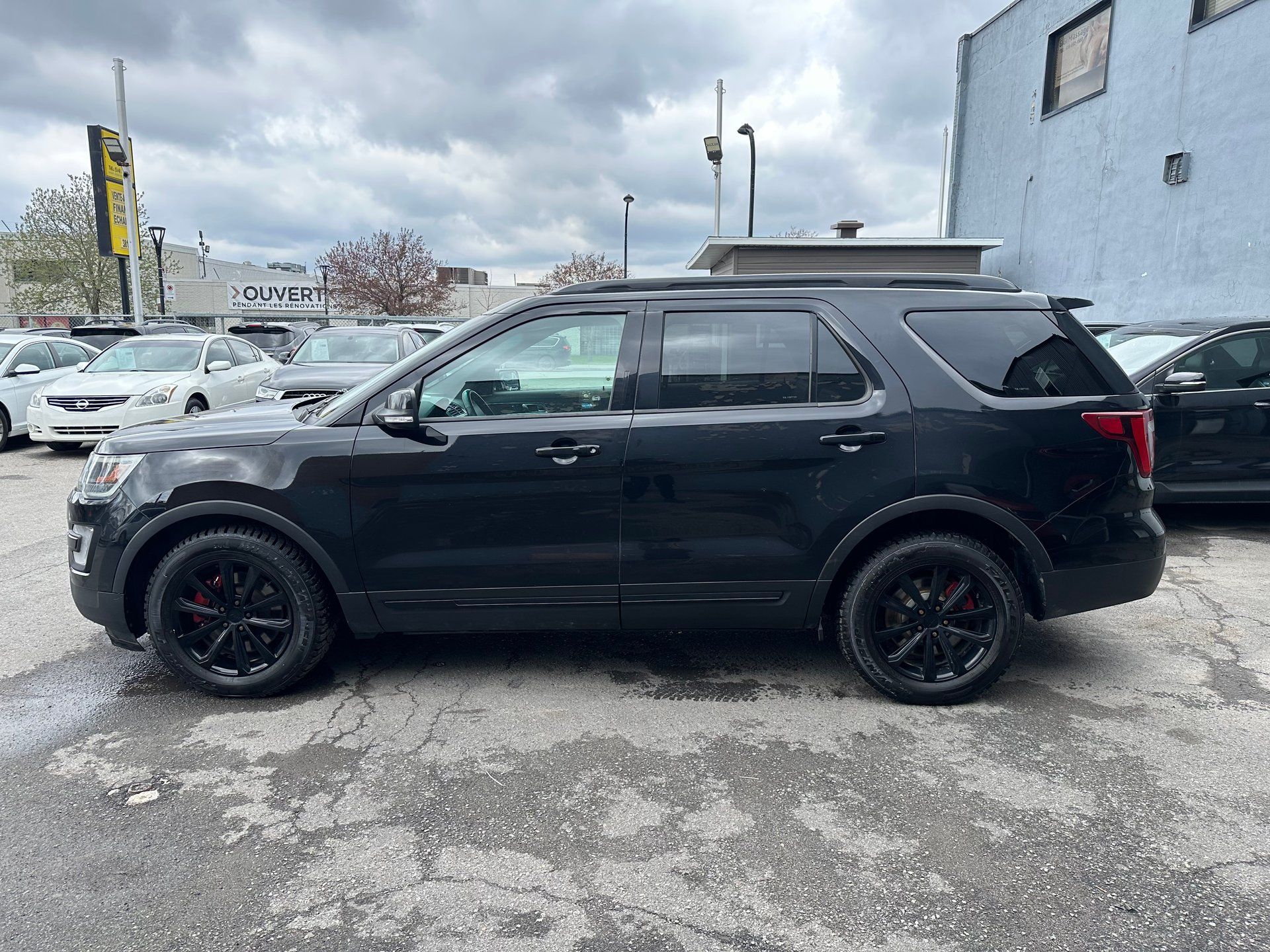 Ford Explorer 2017 - Thumbnail 3