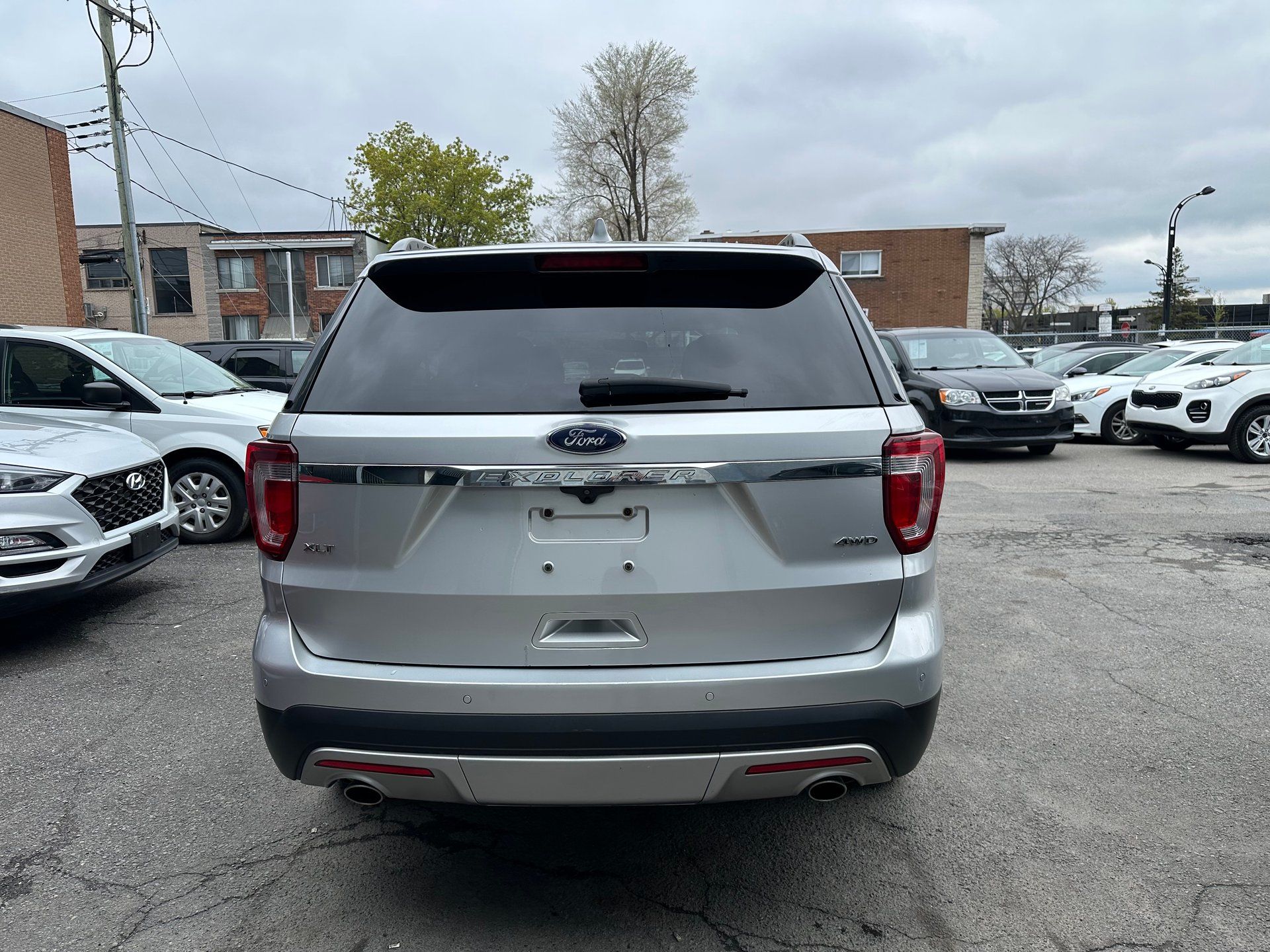 Ford Explorer 2017 - Thumbnail 5