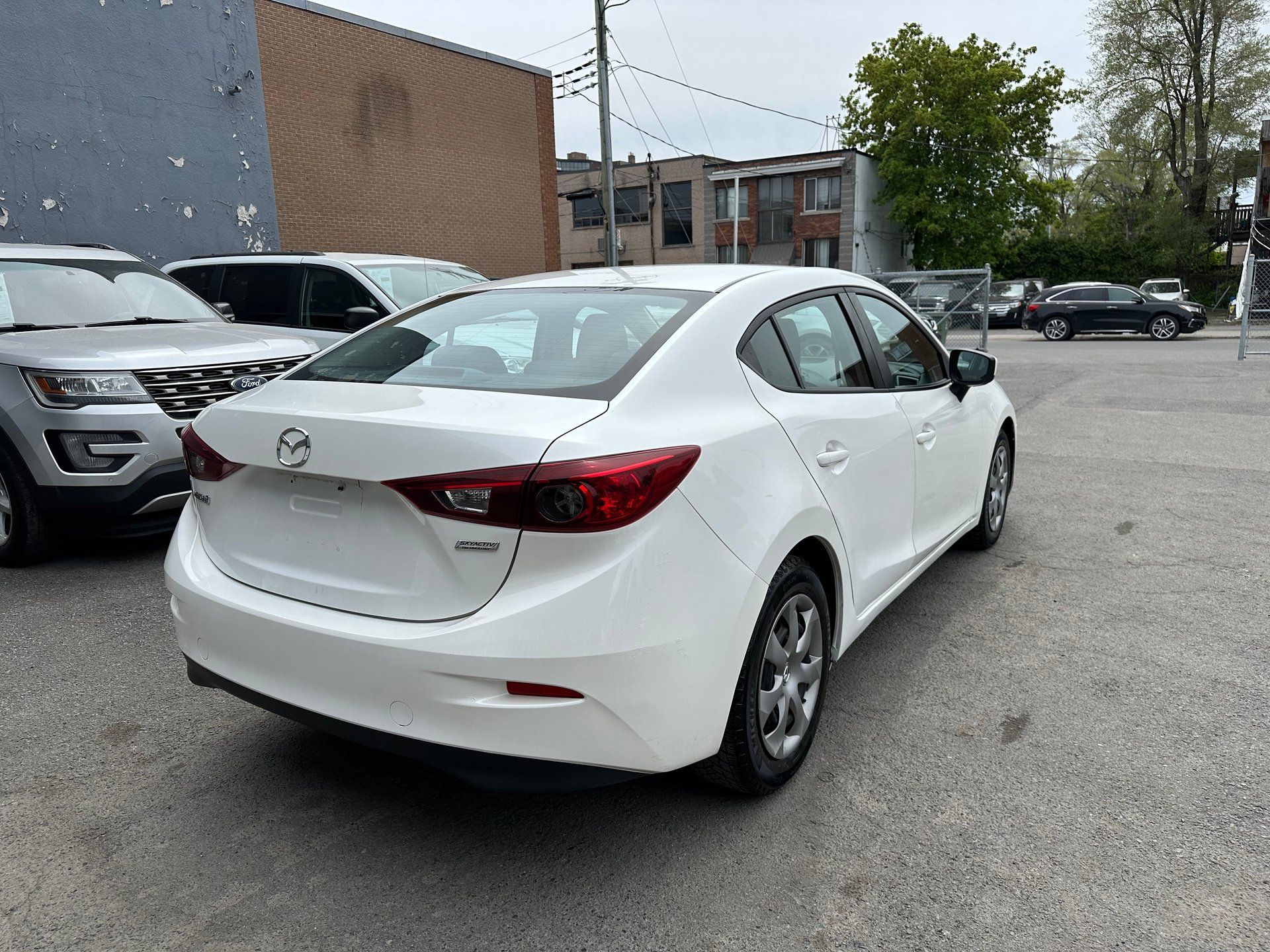 Mazda Mazda3 2017 - Thumbnail 6
