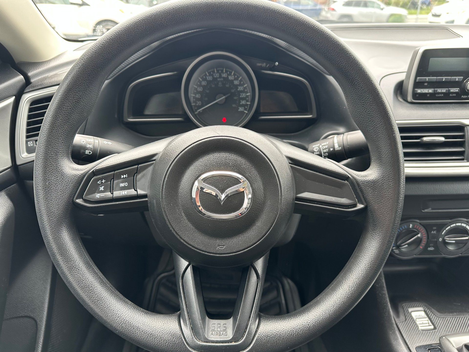 Mazda Mazda3 2017 - Thumbnail 18