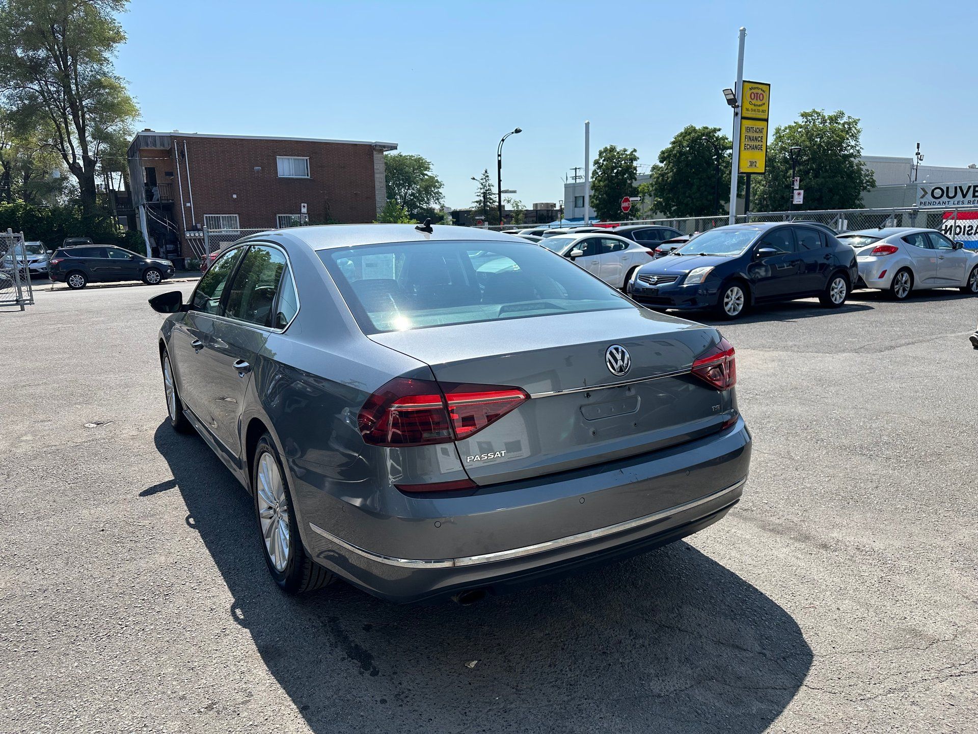 Volkswagen Passat 2017 - Thumbnail 4