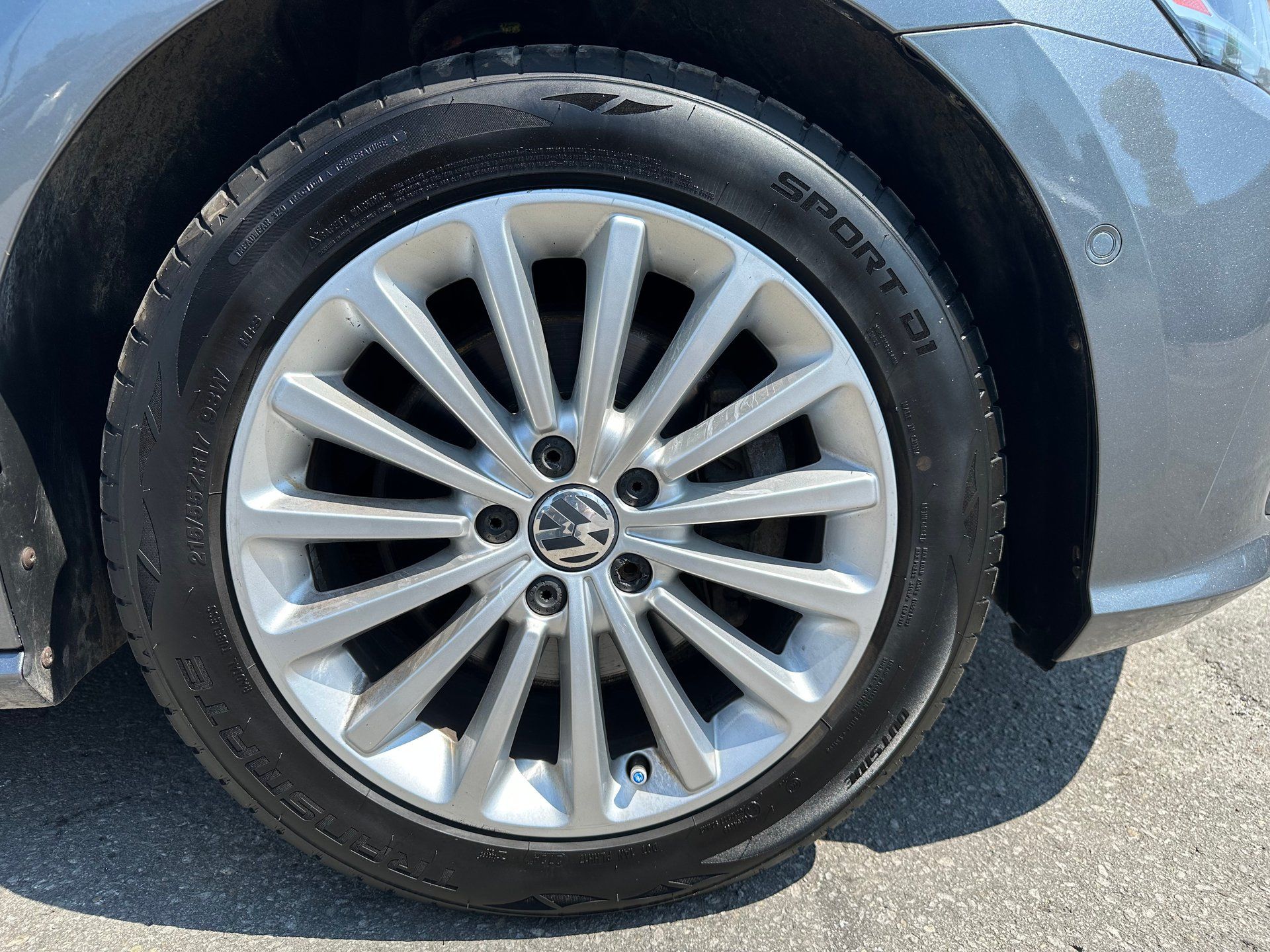 Volkswagen Passat 2017 - Thumbnail 24