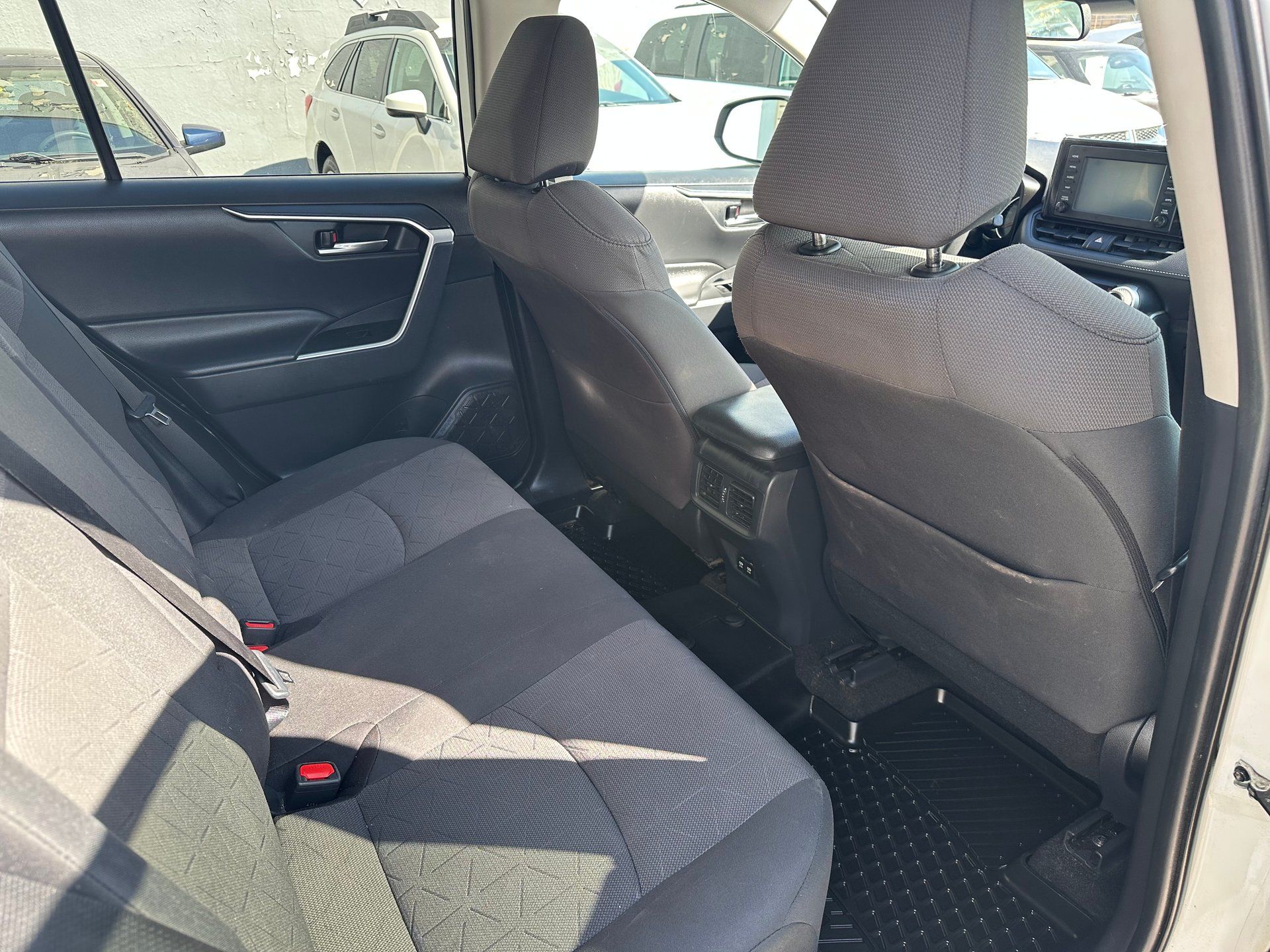 Toyota RAV4 2019 - Thumbnail 13