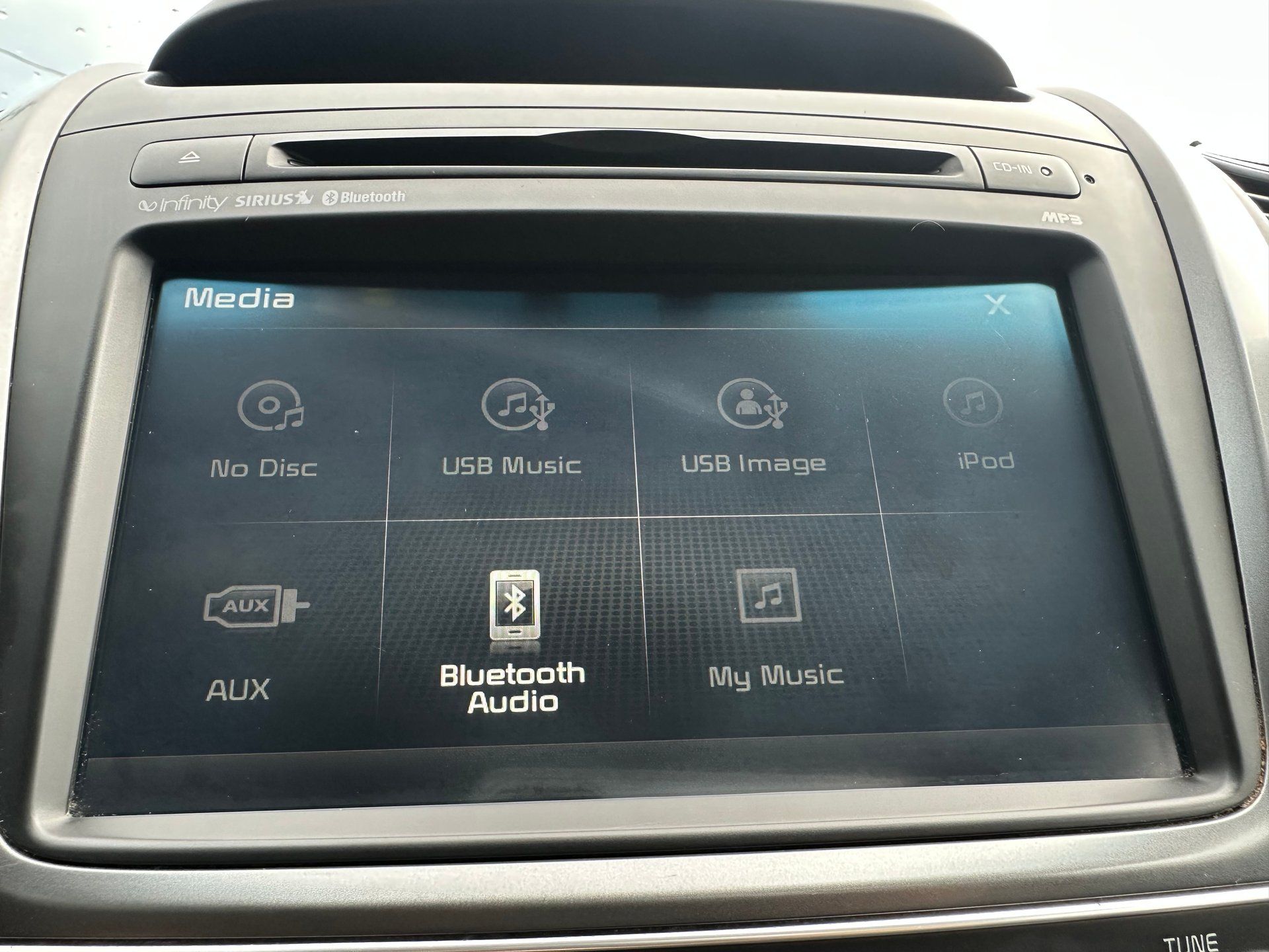 Kia Sorento 2015 - Thumbnail 23