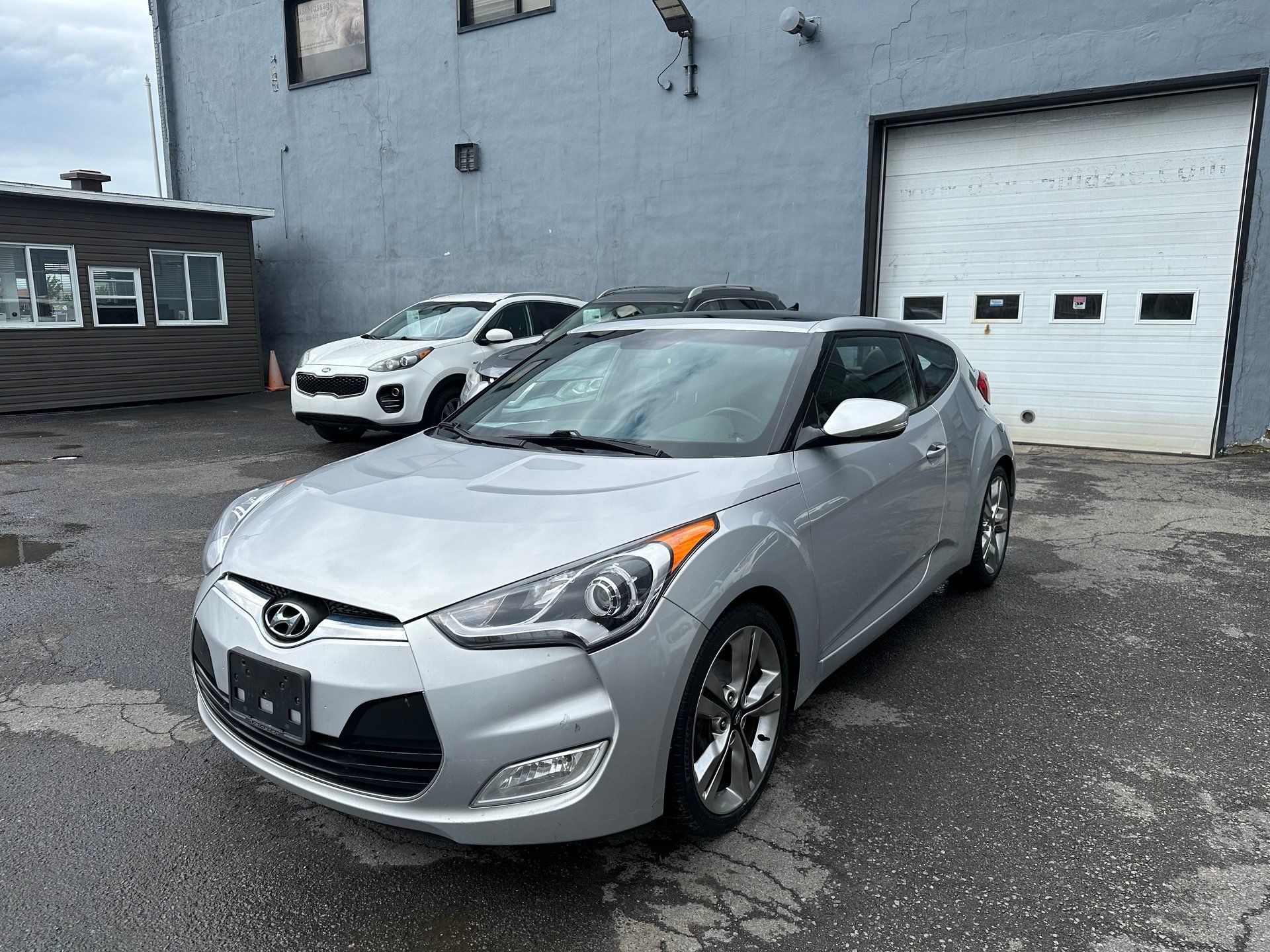 Hyundai Veloster 2016 - Thumbnail 2