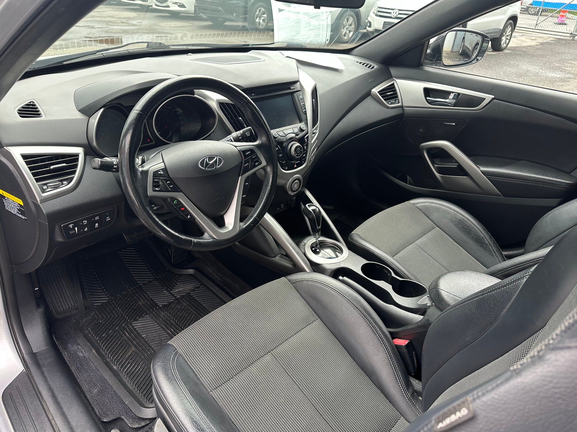 Hyundai Veloster 2016 - Thumbnail 12