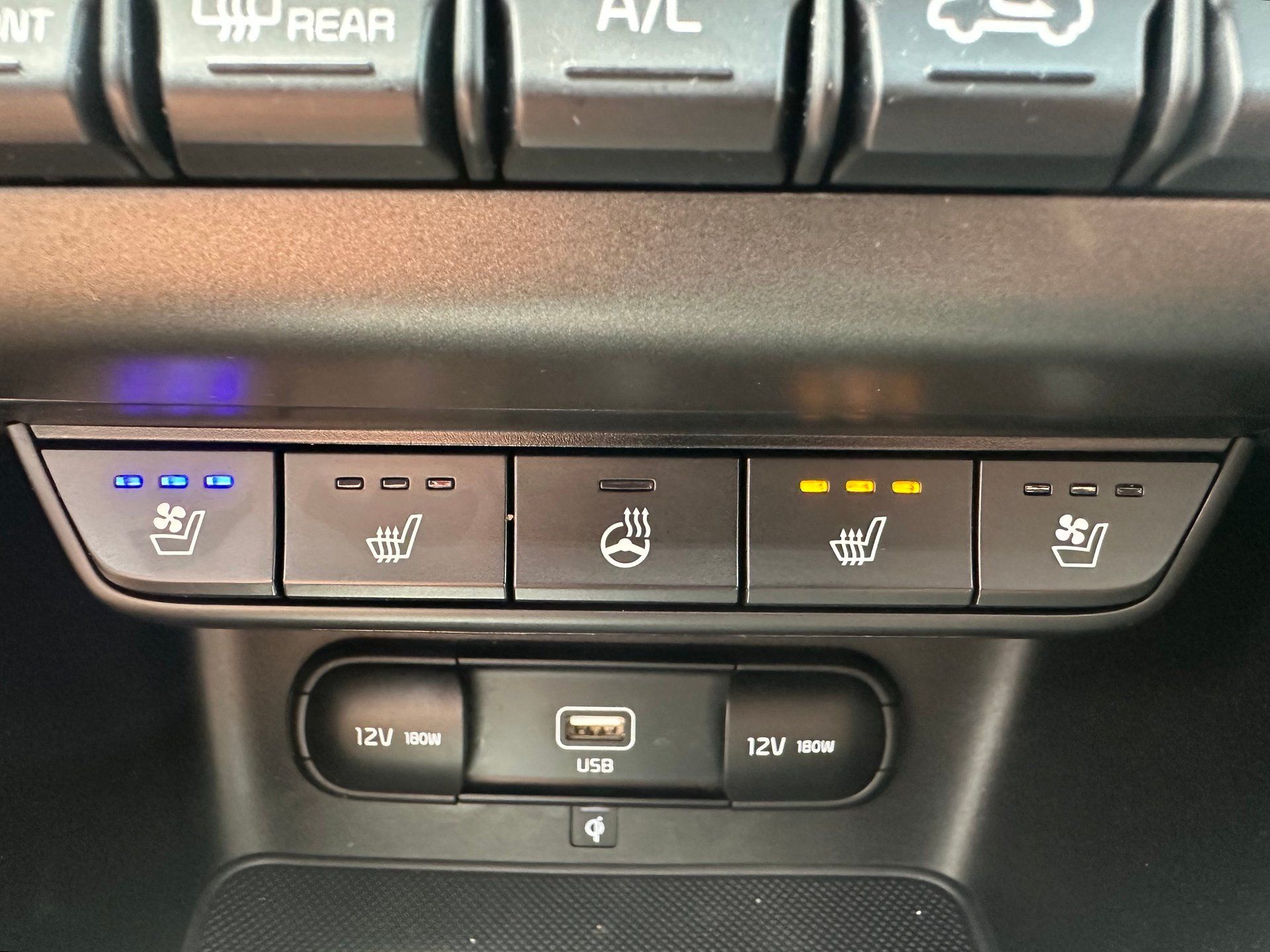 Kia Sportage 2020 - Thumbnail 19
