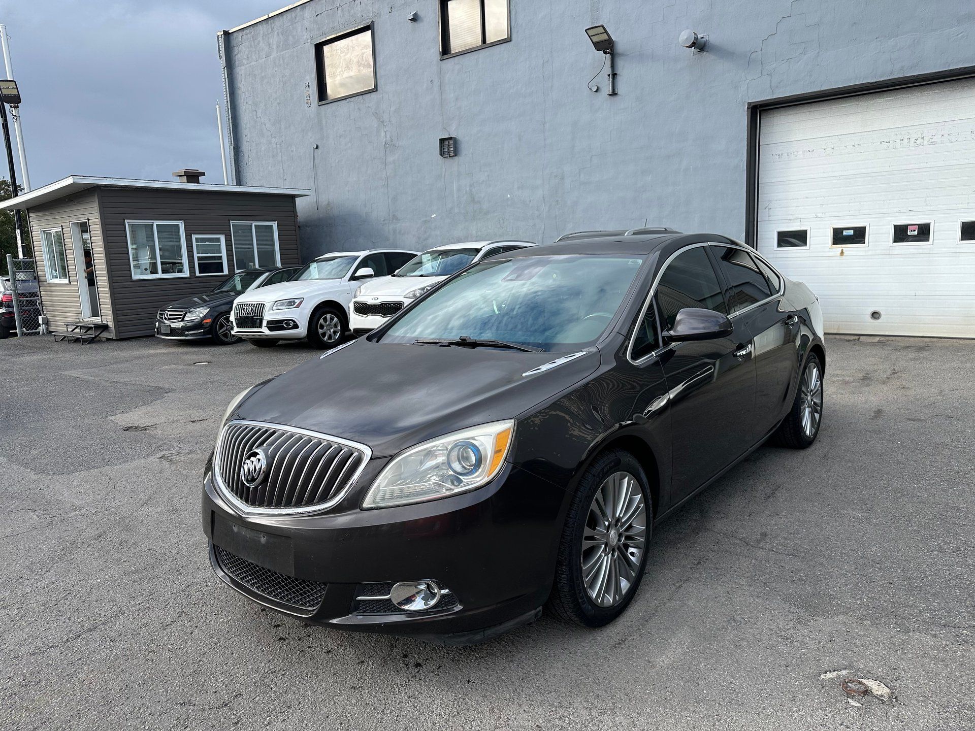 Buick Verano 2014 - Thumbnail 2