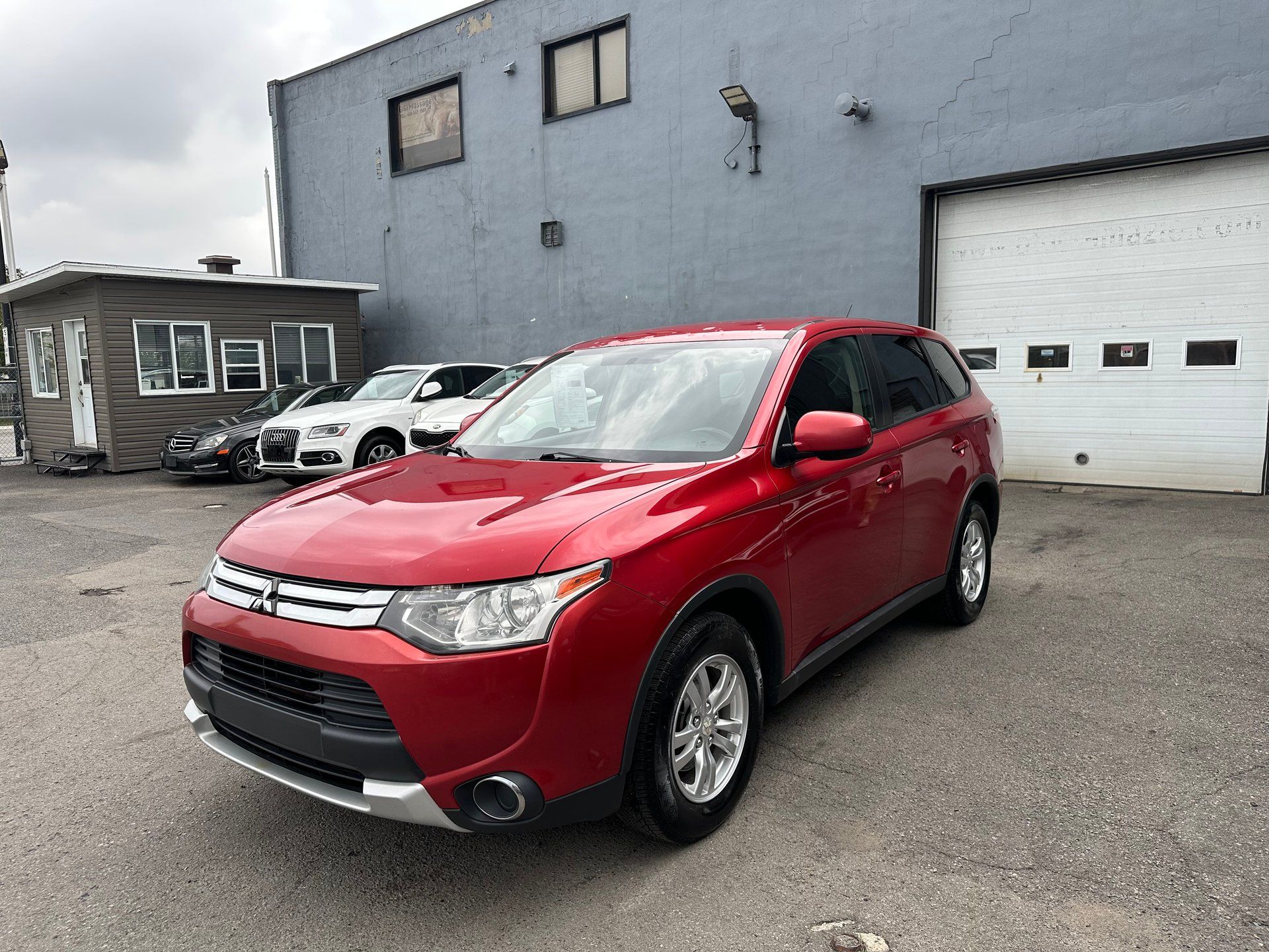 Mitsubishi Outlander 2015 - Thumbnail 2