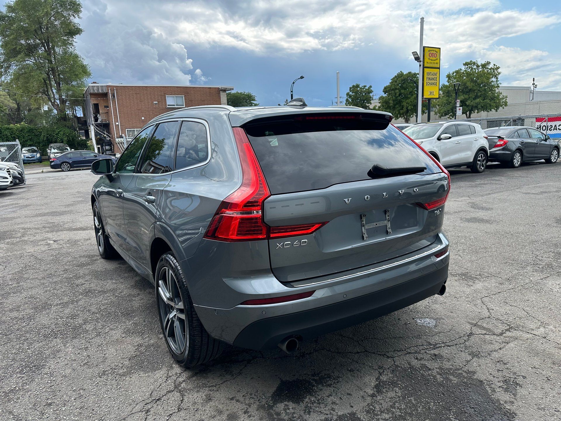 Volvo XC60 2019 - Thumbnail 4
