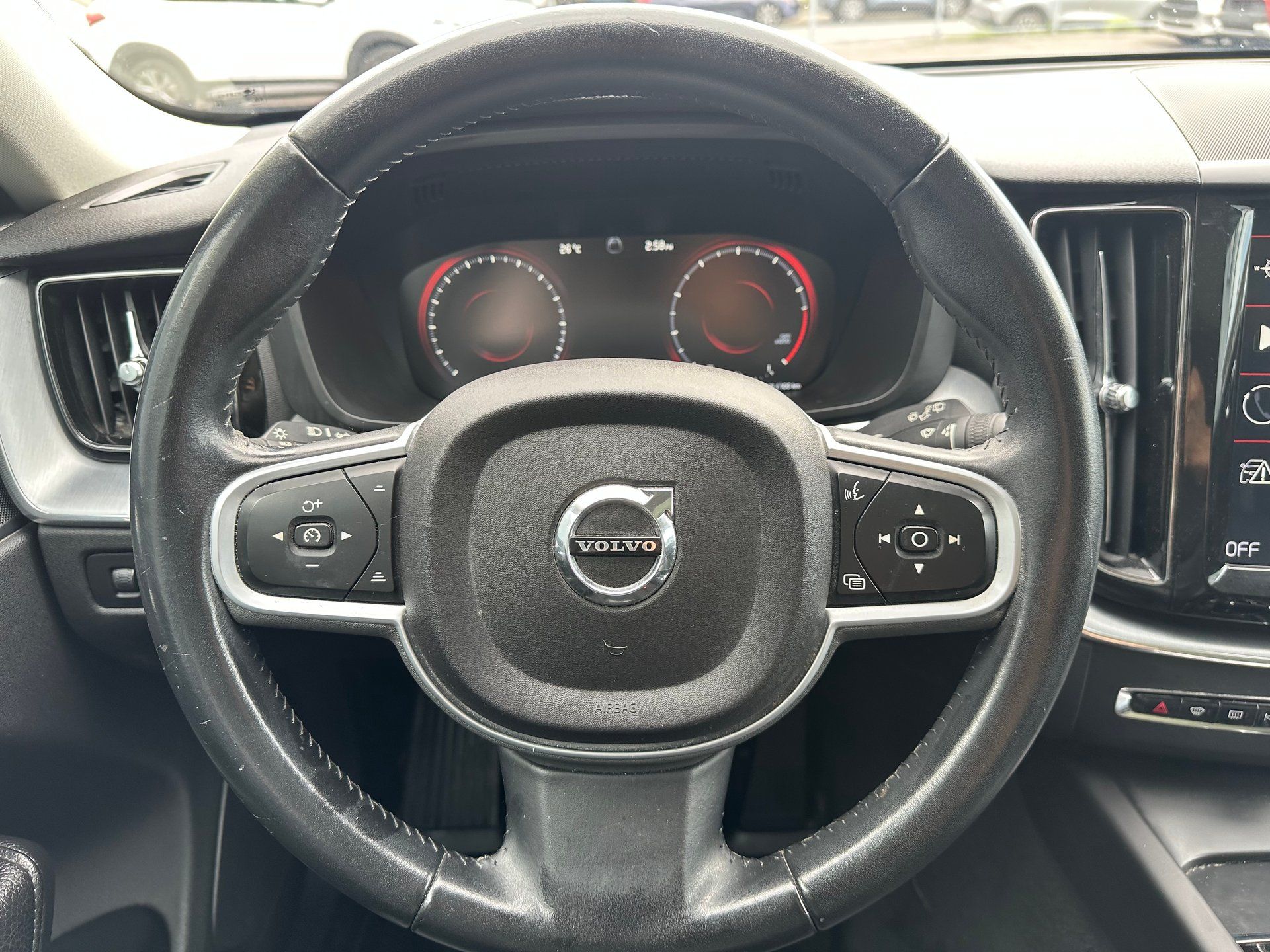 Volvo XC60 2019 - Thumbnail 18