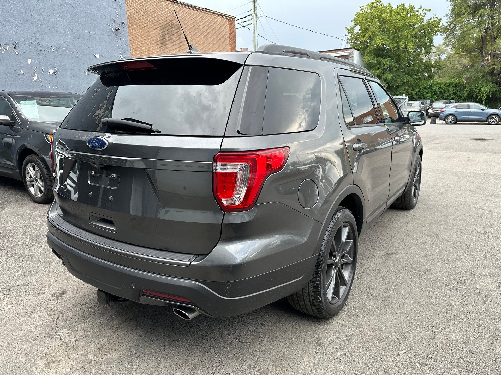 Ford Explorer 2018 - Thumbnail 6