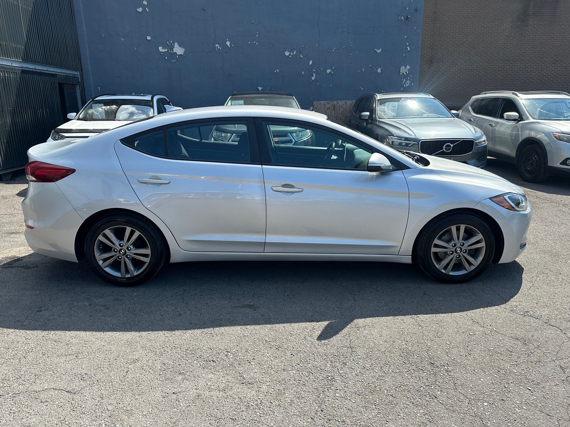 Hyundai Elantra 2018 - Thumbnail 7
