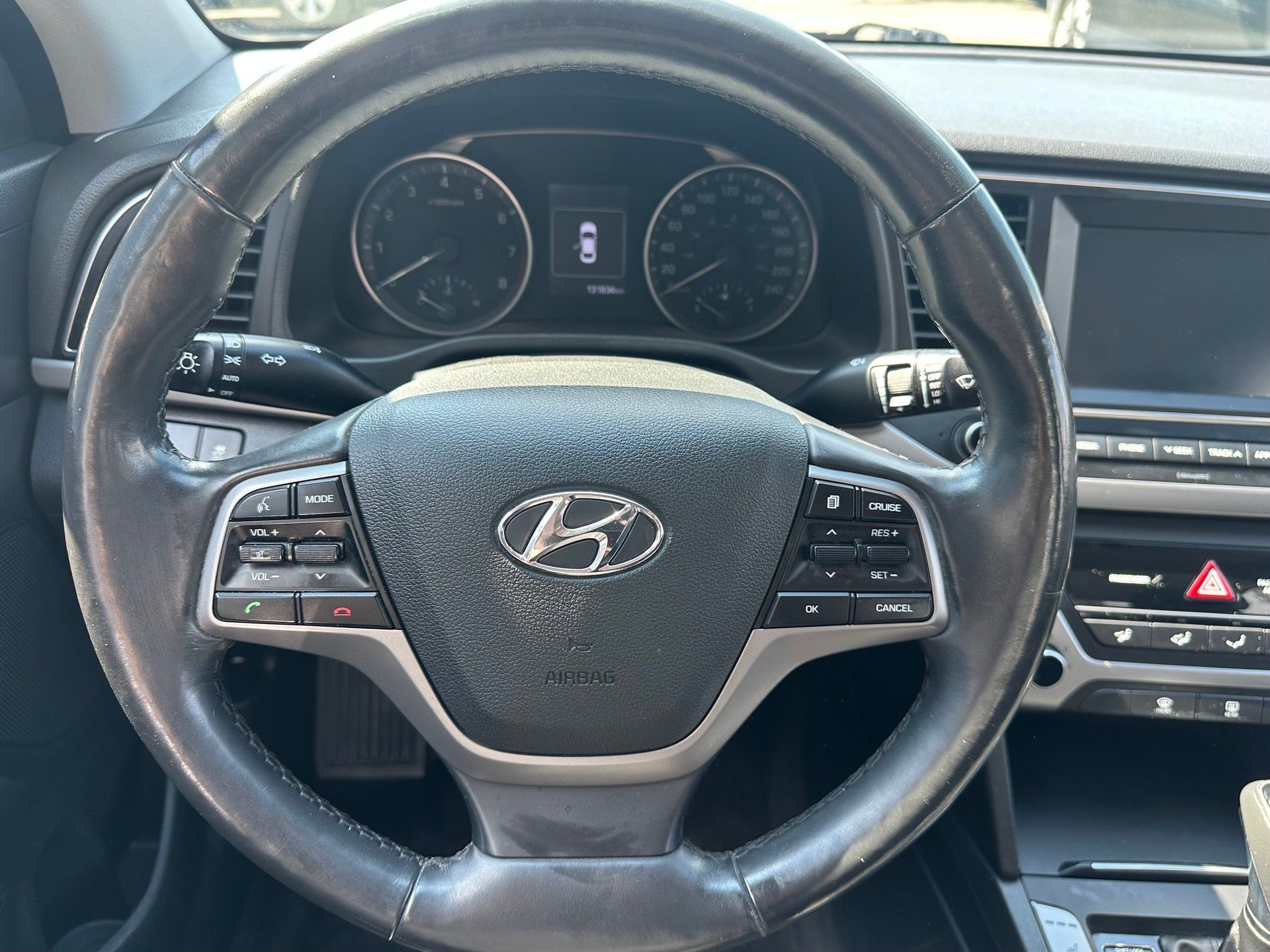 Hyundai Elantra 2018 - Thumbnail 18