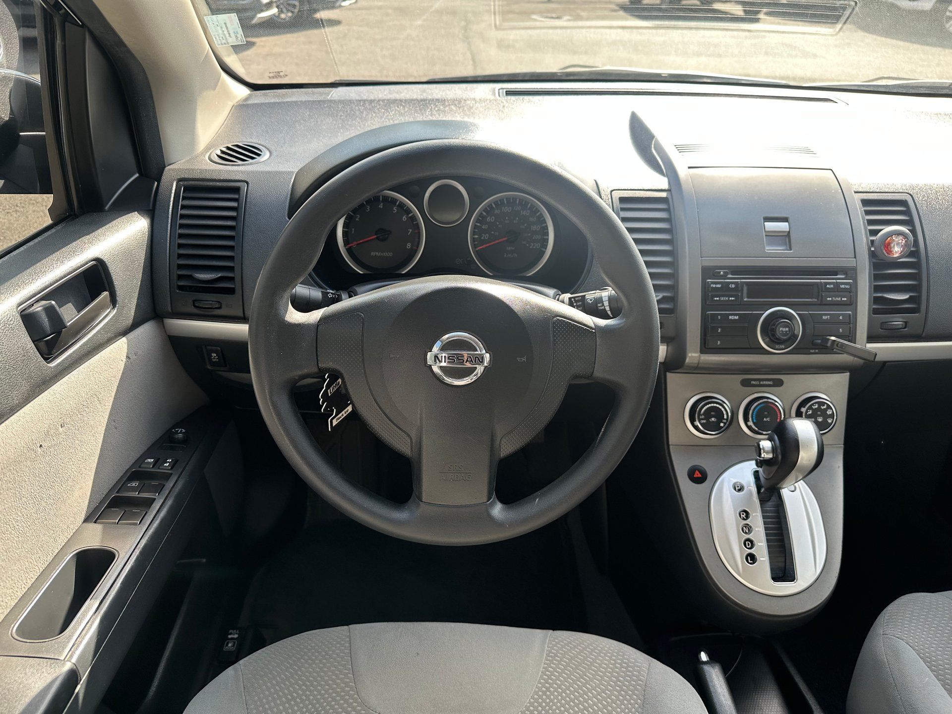 Nissan Sentra 2012 - Thumbnail 17